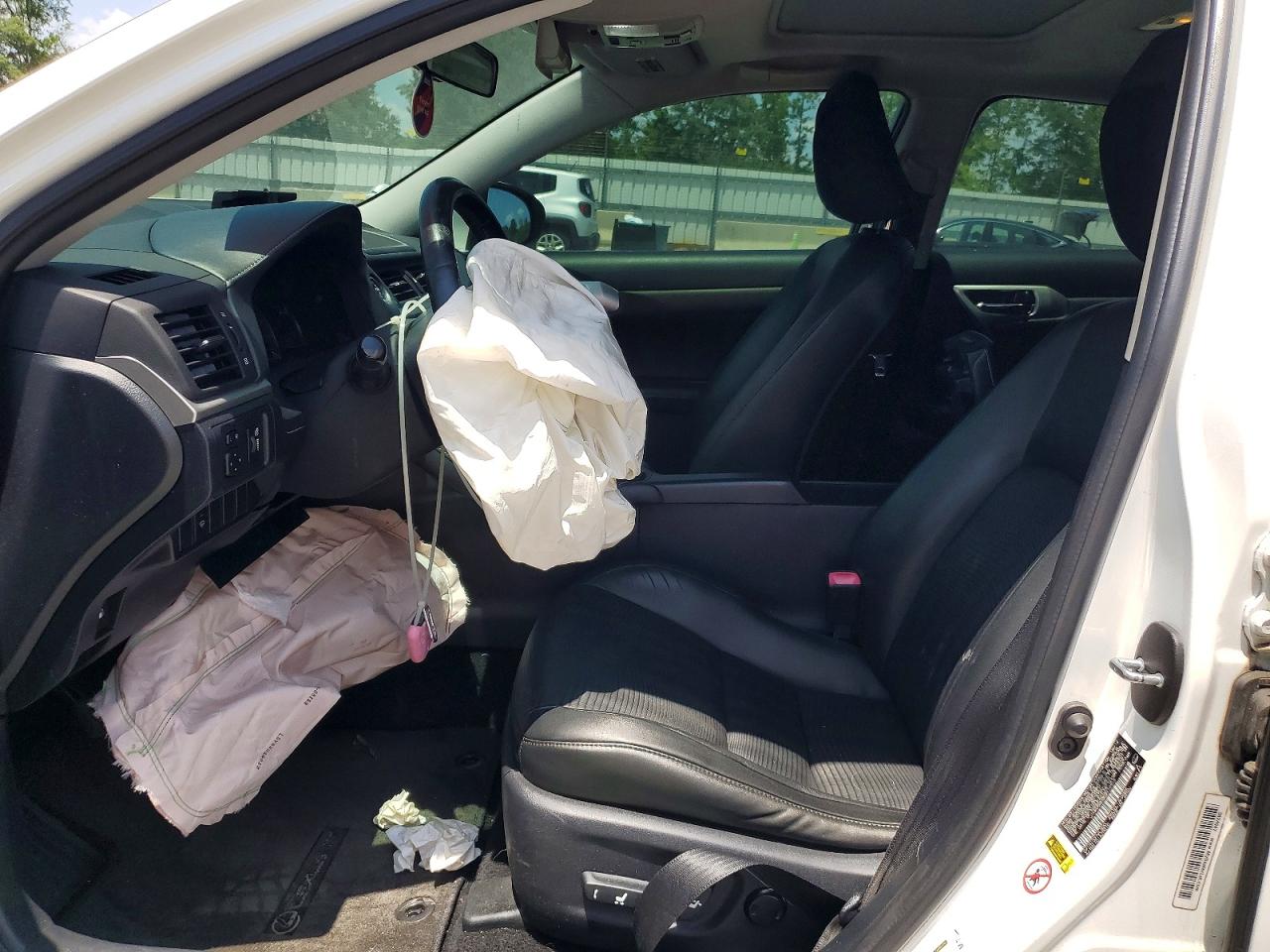 2012 Lexus Ct 200 White vin: JTHKD5BH3C2114918