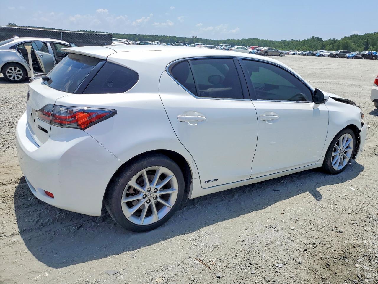 2012 Lexus Ct 200 White vin: JTHKD5BH3C2114918