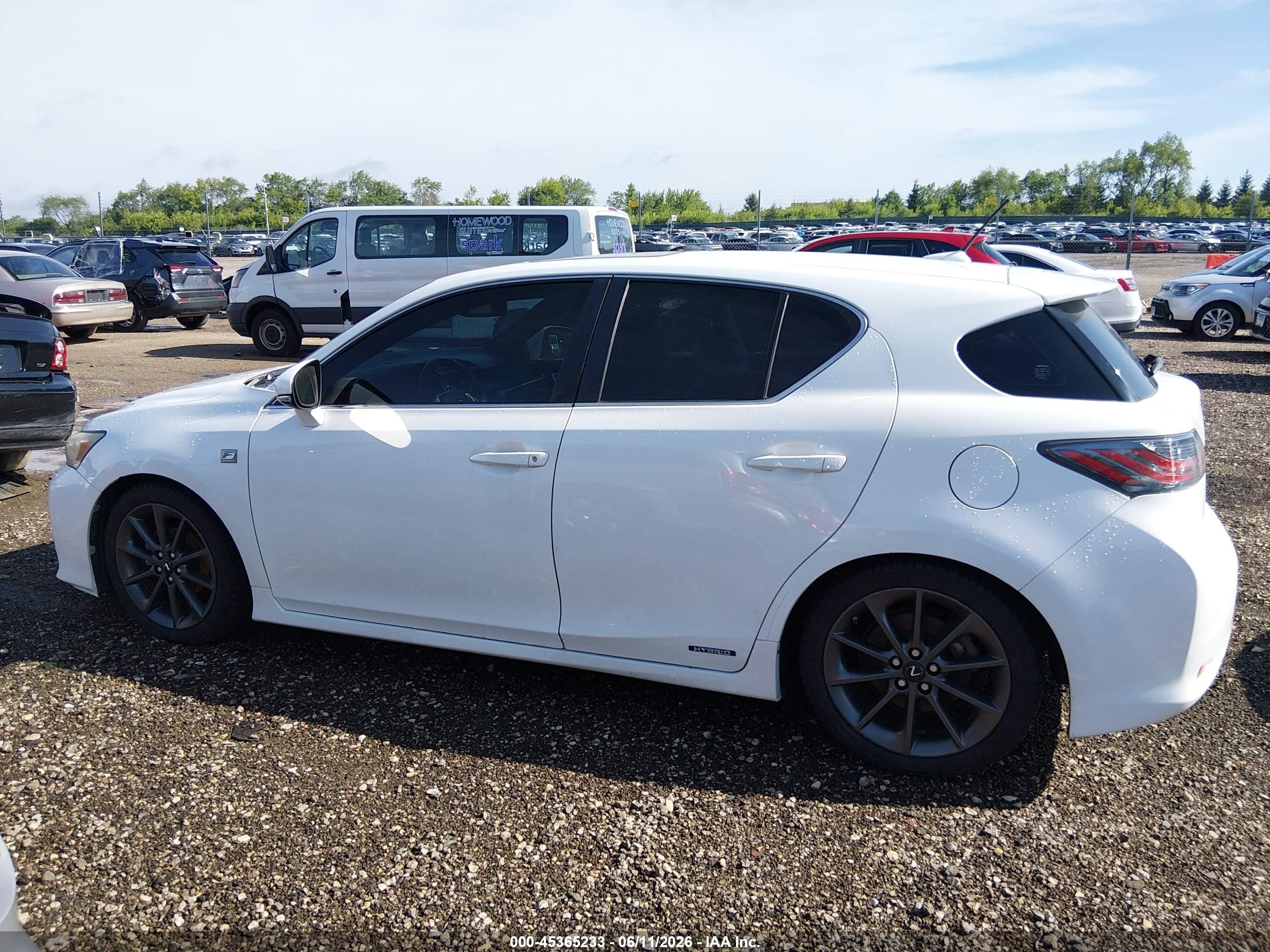 2013 Lexus Ct 200h Белый vin: JTHKD5BH3D2136659