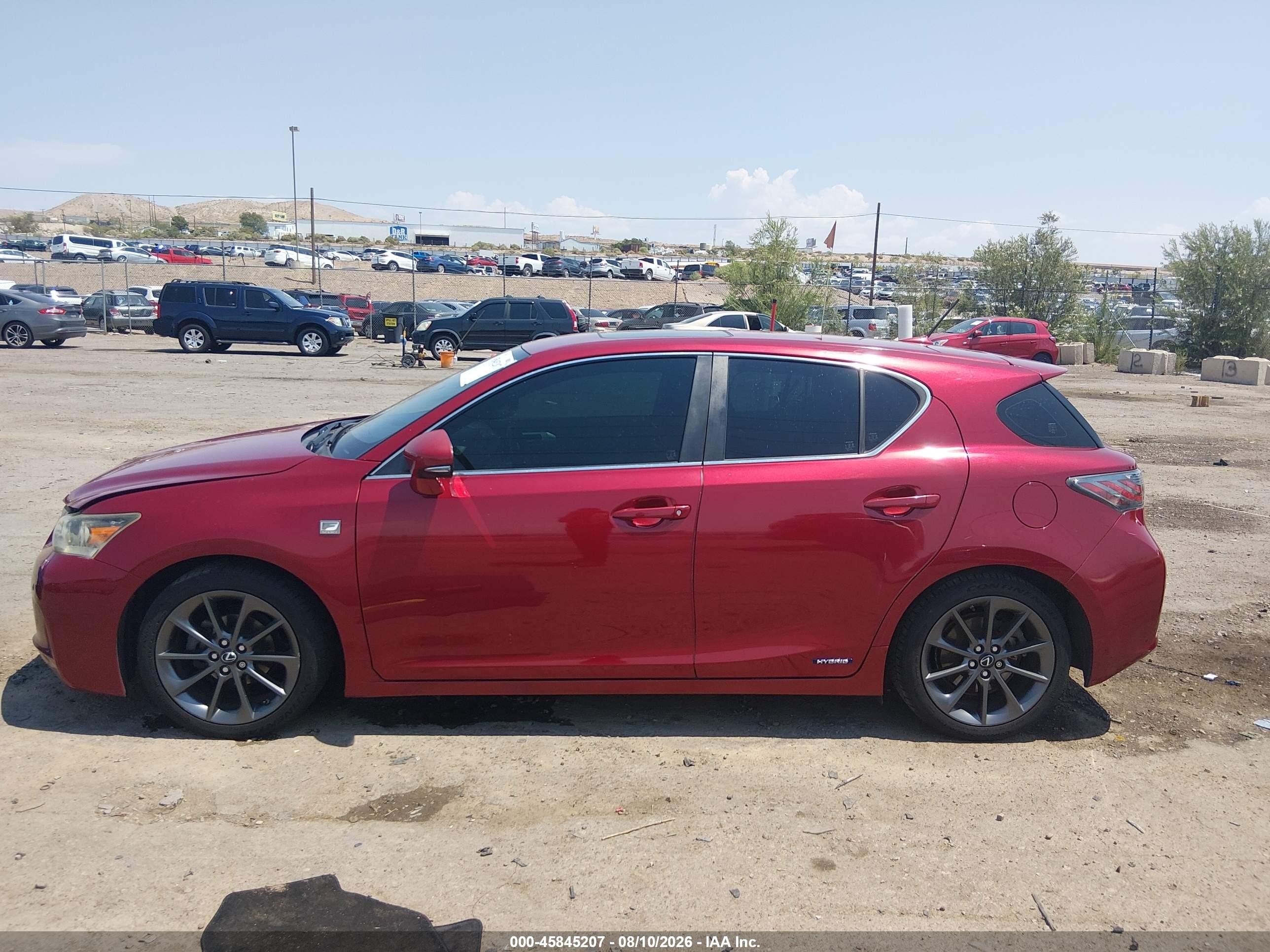 2013 Lexus Ct 200h   Красный vin: JTHKD5BH3D2144390