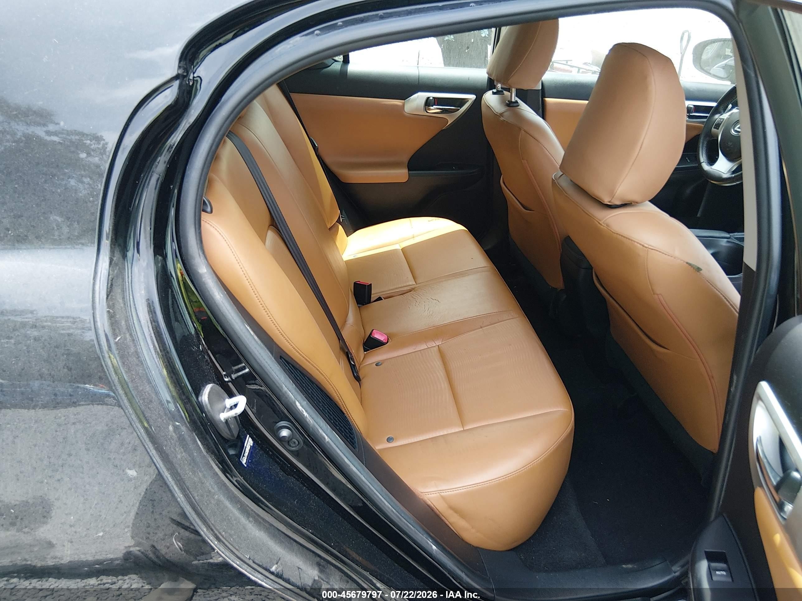 2013 Lexus Ct 200h   Black vin: JTHKD5BH3D2151081