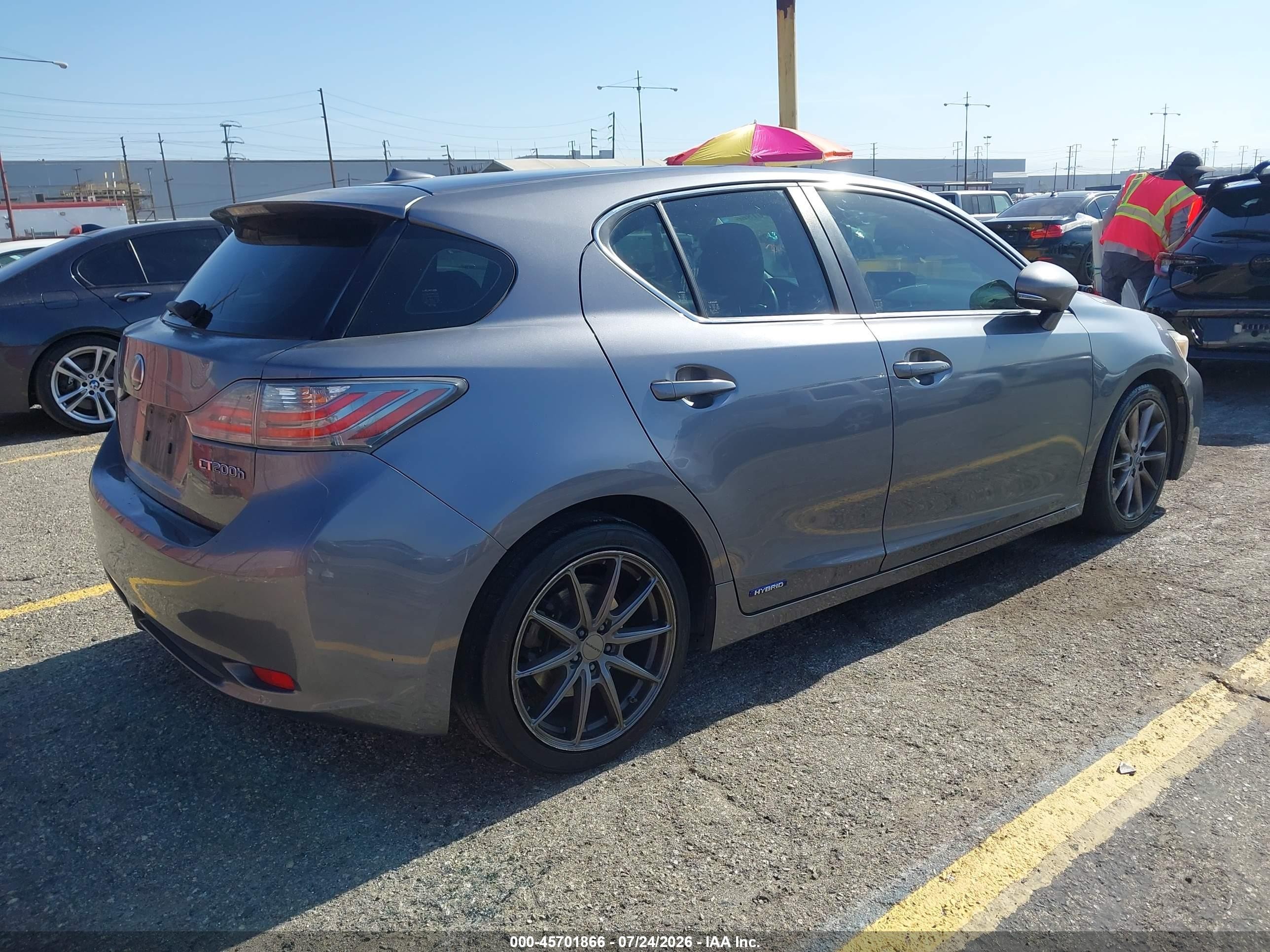 2013 Lexus Ct 200h   Gray vin: JTHKD5BH3D2171962