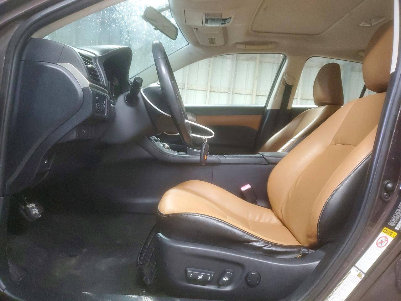 2014 Lexus Ct 200 Brown vin: JTHKD5BH3E2177178