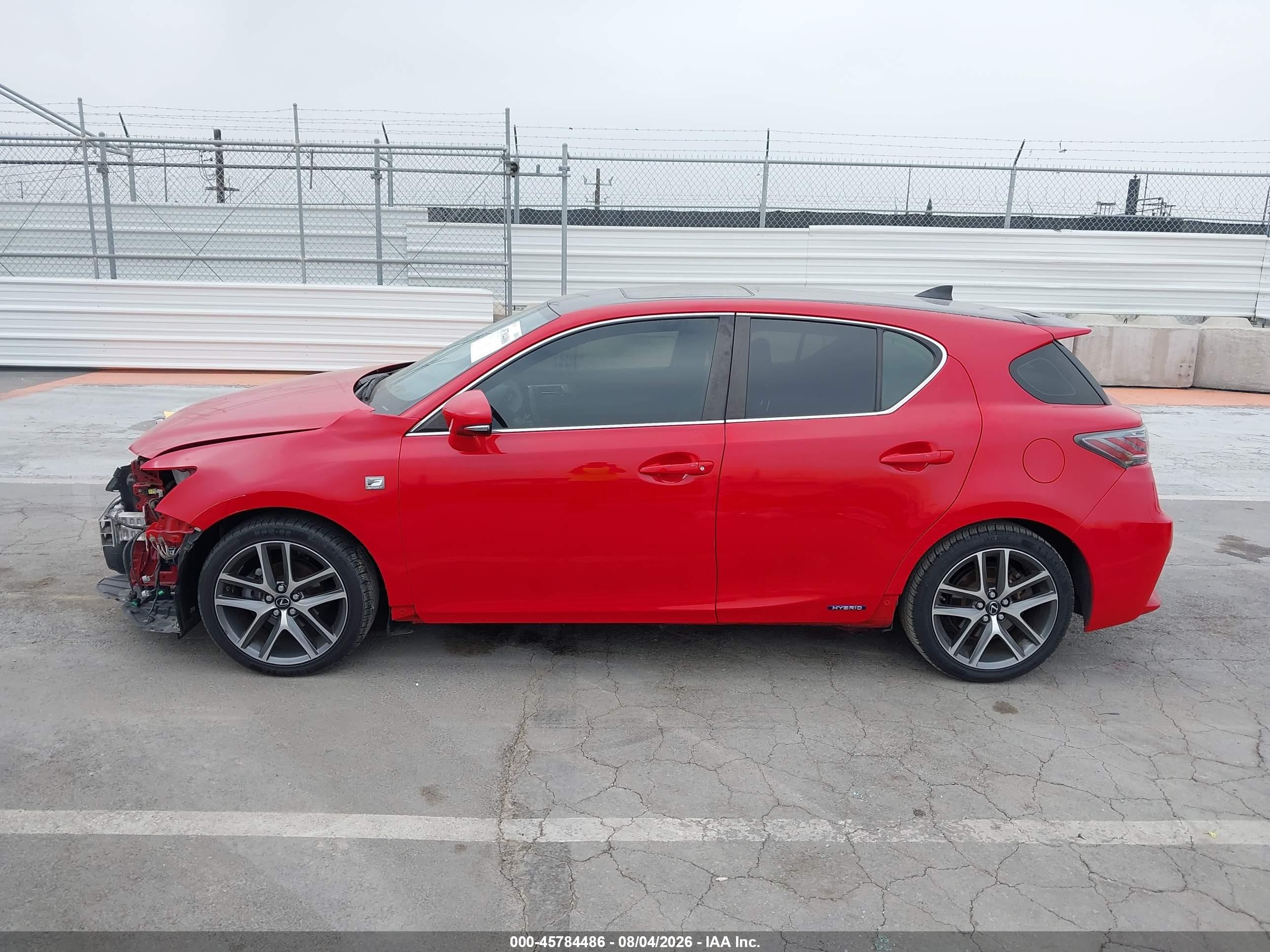 2014 Lexus Ct 200h   Red vin: JTHKD5BH3E2195079