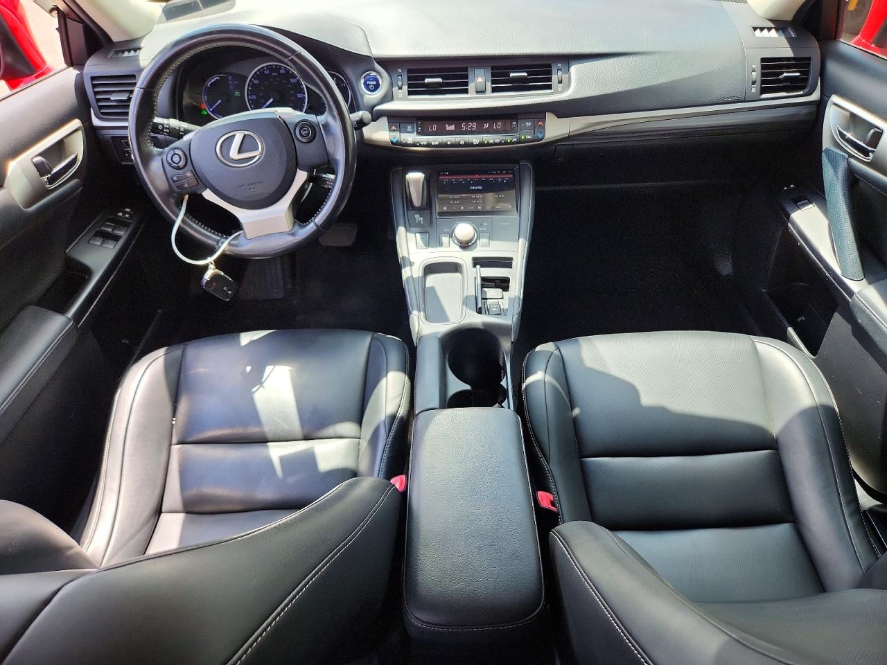 2015 Lexus Ct 200 Red vin: JTHKD5BH3F2236537