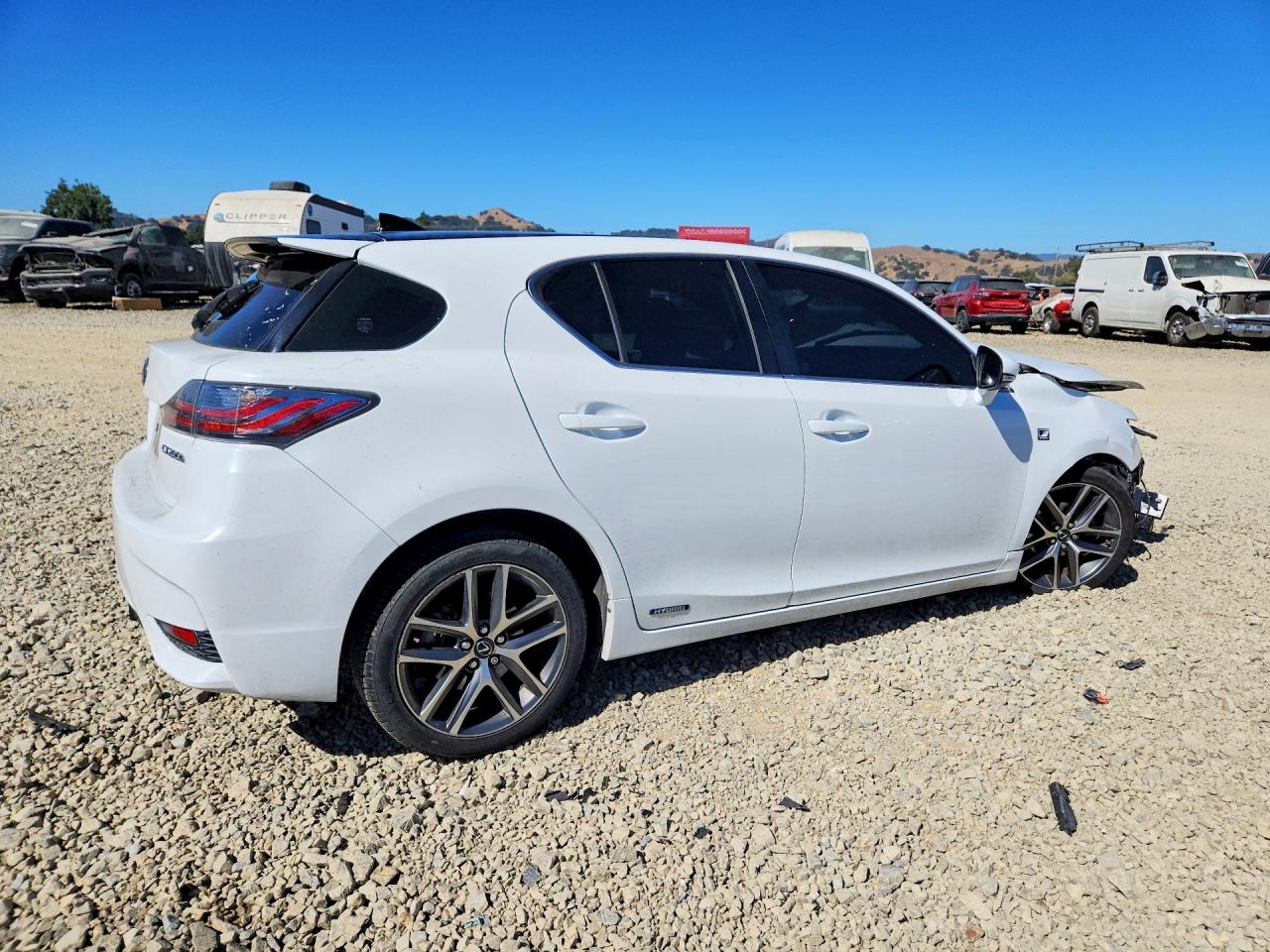 2015 Lexus Ct 200 White vin: JTHKD5BH3F2237719
