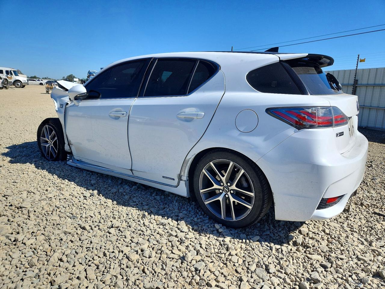 2015 Lexus Ct 200 White vin: JTHKD5BH3F2237719