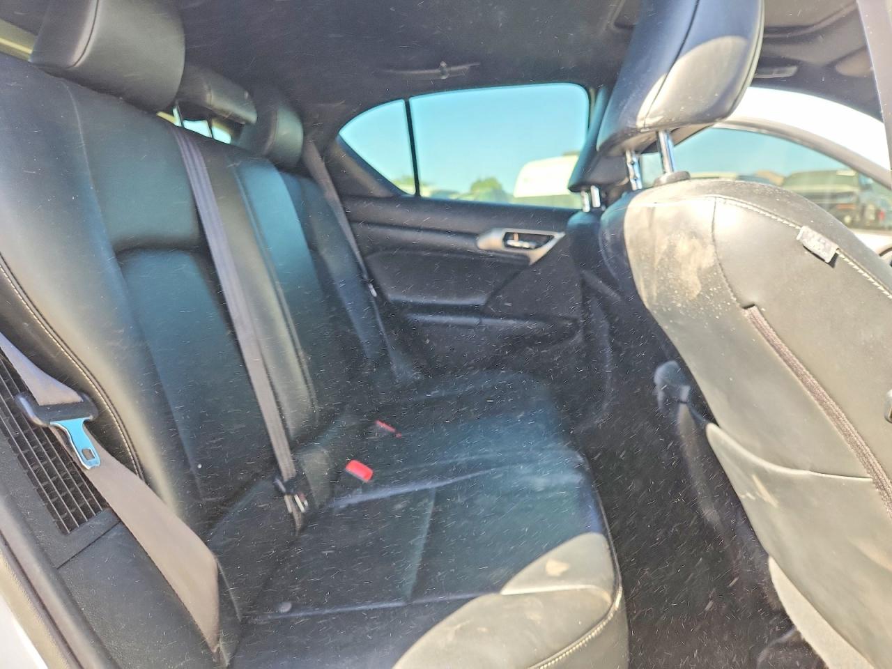 2015 Lexus Ct 200 White vin: JTHKD5BH3F2237719