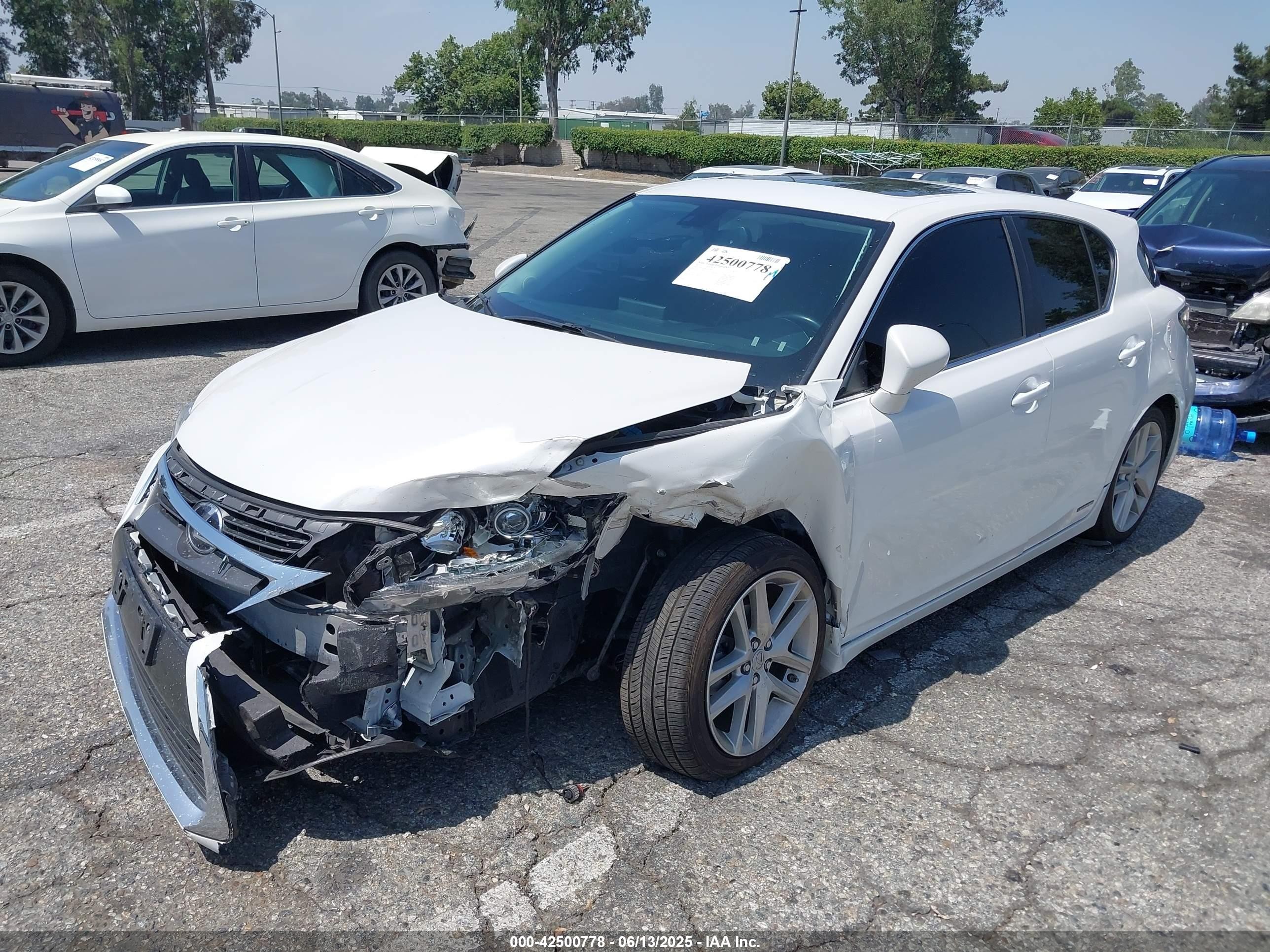 2017 Lexus Ct 200h   White vin: JTHKD5BH3H2296529