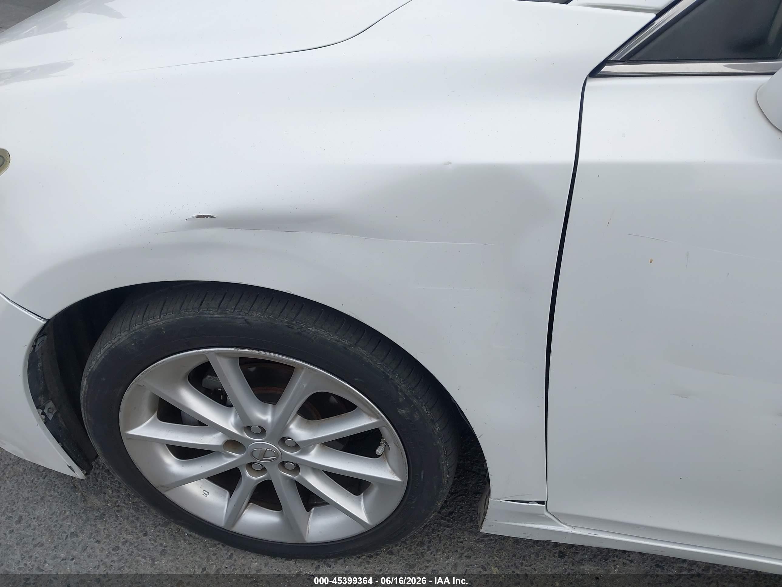2011 Lexus Ct 200h Premium White vin: JTHKD5BH4B2034378