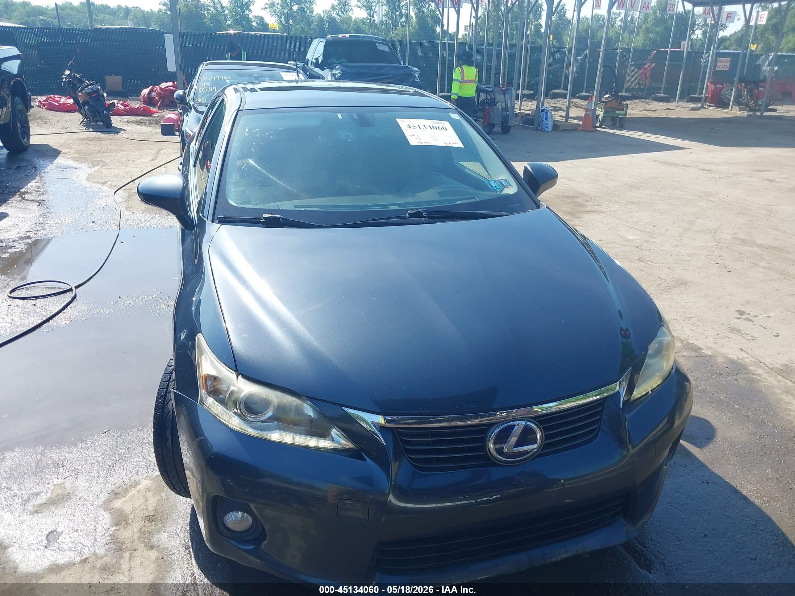 2011 Lexus Ct 200h Premium Gray vin: JTHKD5BH4B2046241