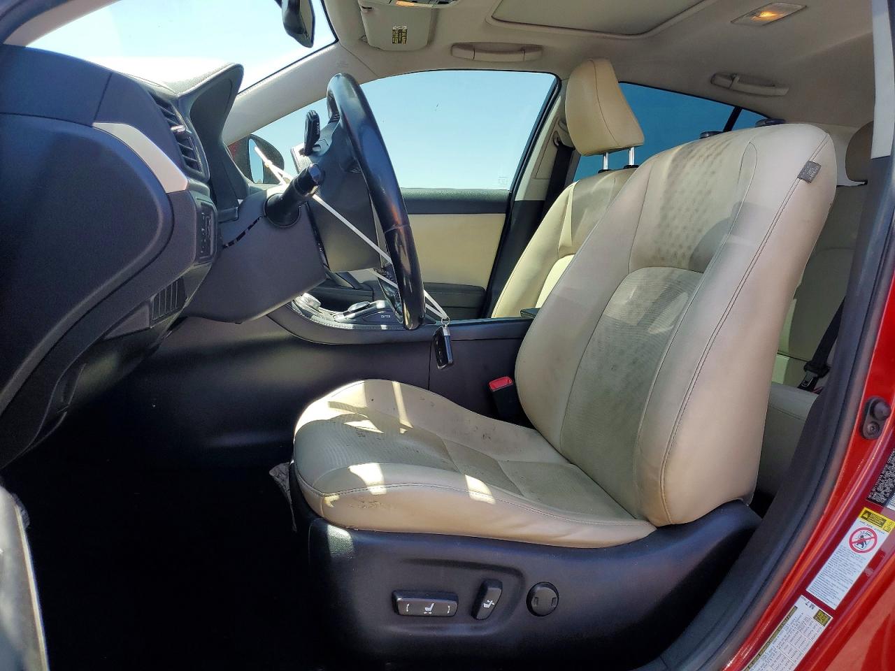 2012 Lexus Ct 200 Burgundy vin: JTHKD5BH4C2090077