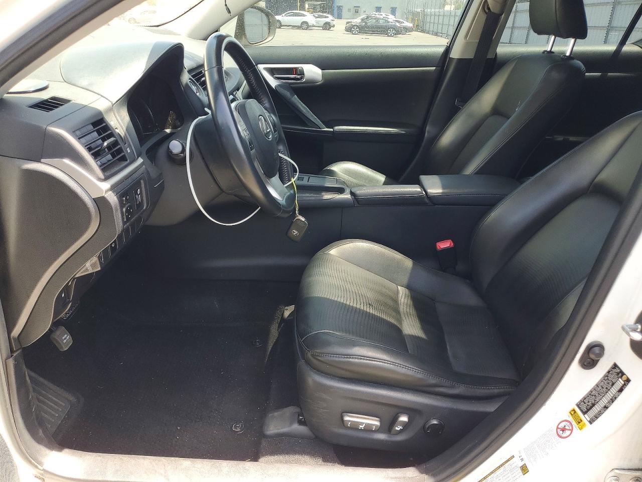 2013 Lexus Ct 200h White vin: JTHKD5BH4D2131969