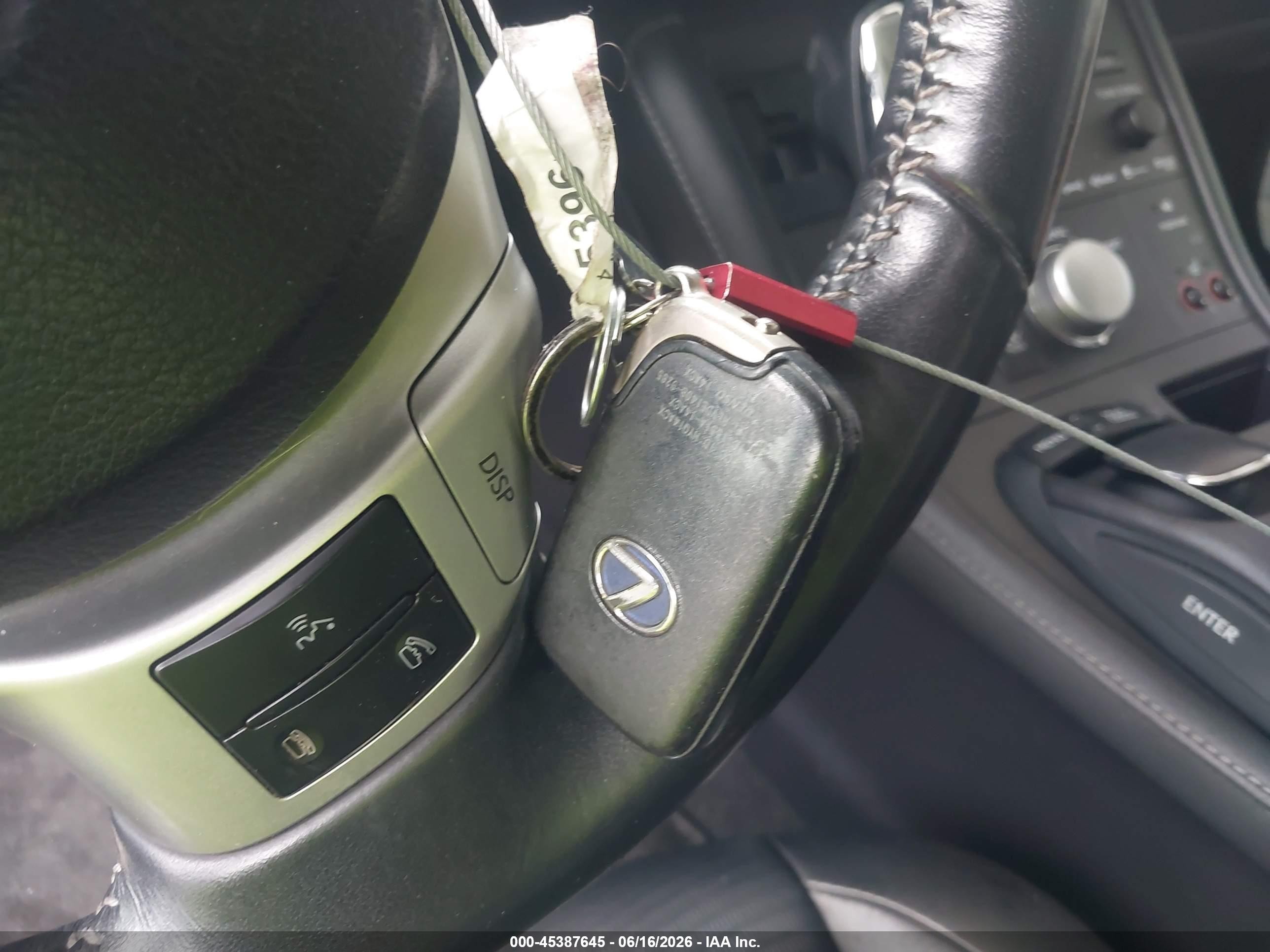 2013 Lexus Ct 200h   White vin: JTHKD5BH4D2144365