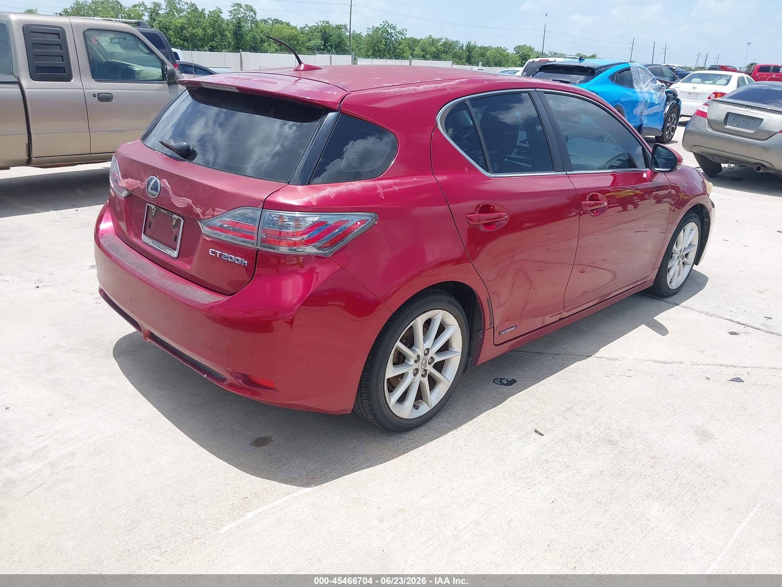 2013 Lexus Ct 200h   Red vin: JTHKD5BH4D2166446