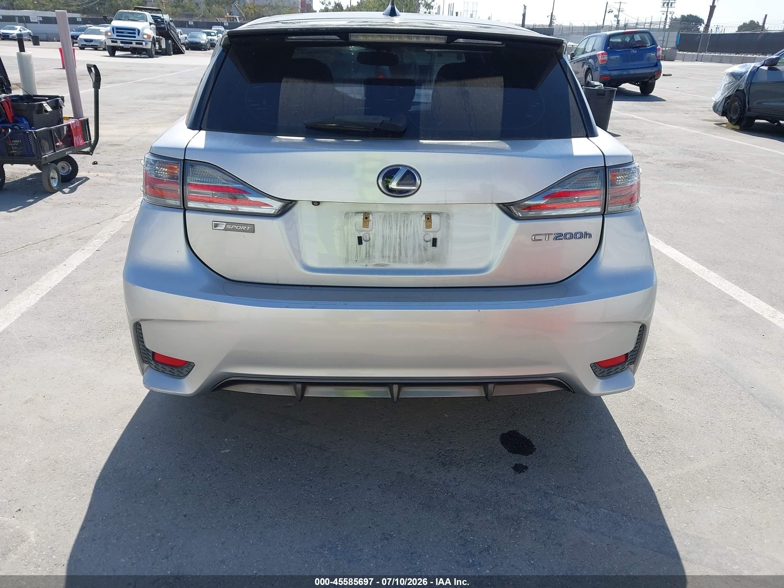 2014 Lexus Ct 200h Silver vin: JTHKD5BH4E2183779