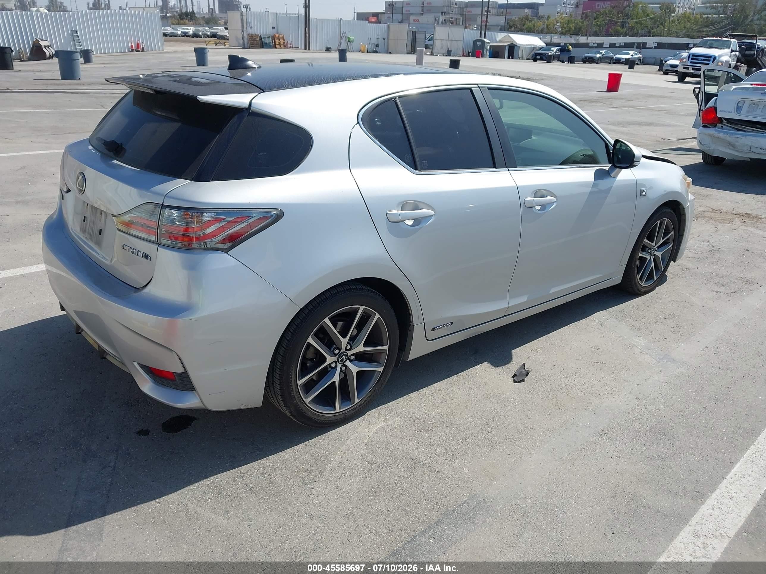2014 Lexus Ct 200h Silver vin: JTHKD5BH4E2183779