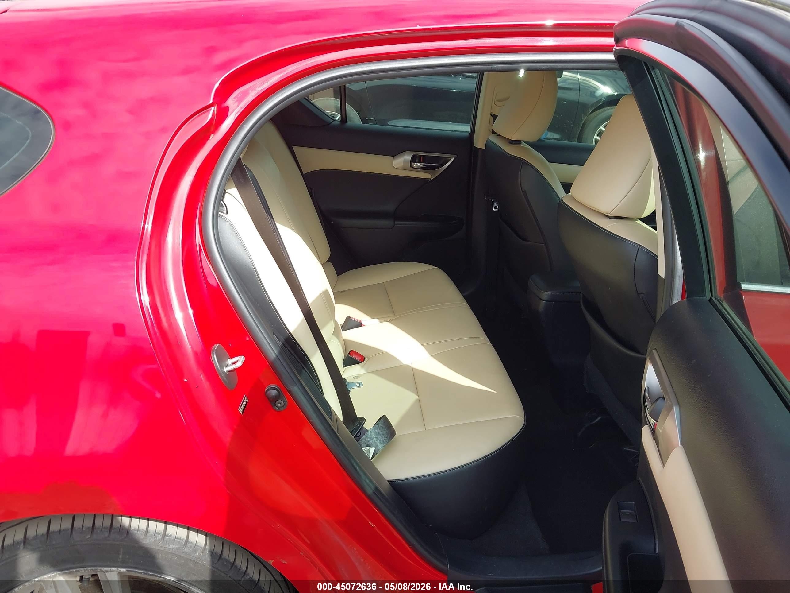2014 Lexus Ct 200h   Red vin: JTHKD5BH4E2194331