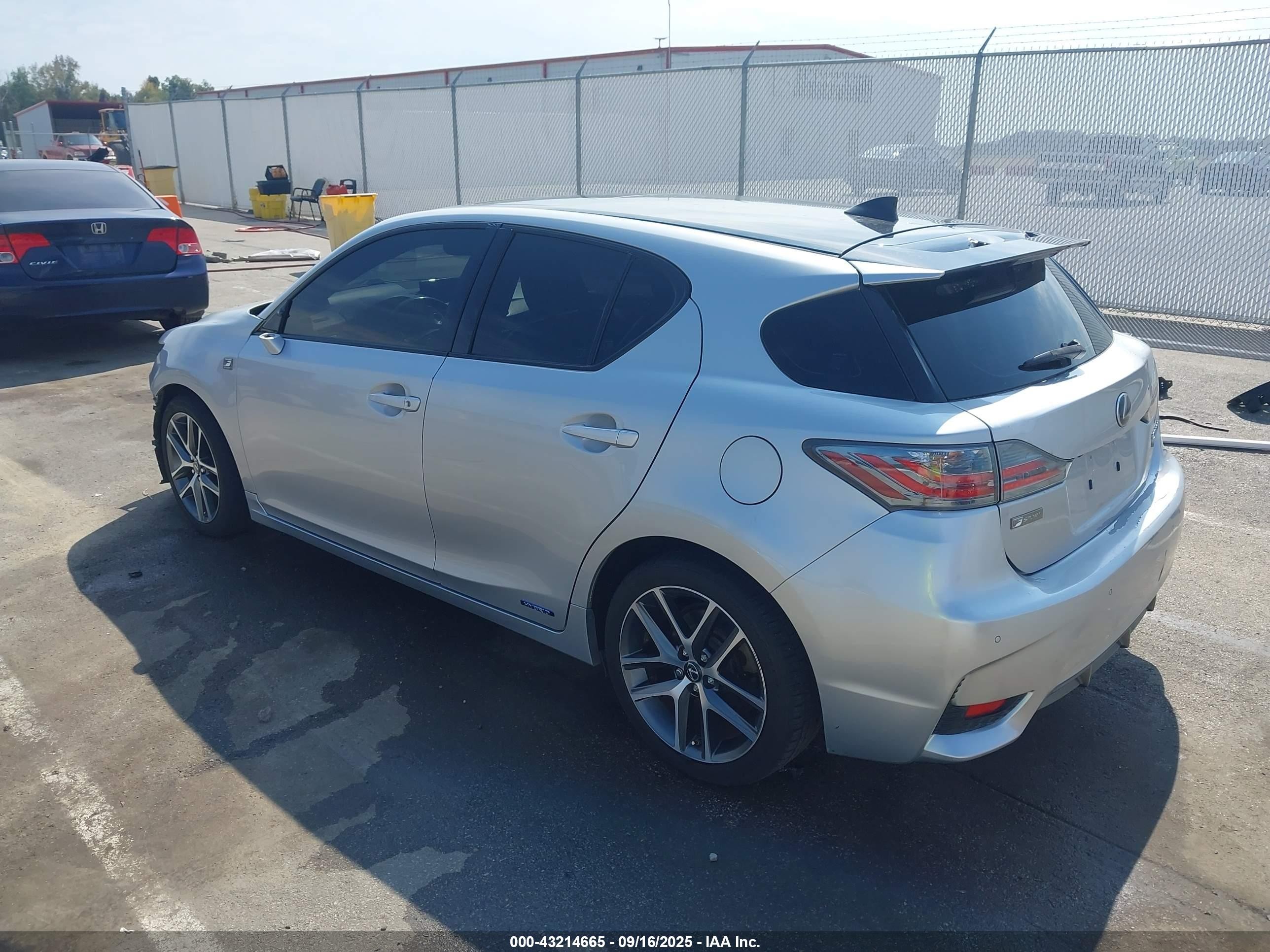 2015 Lexus Ct 200h   Silver vin: JTHKD5BH4F2223148
