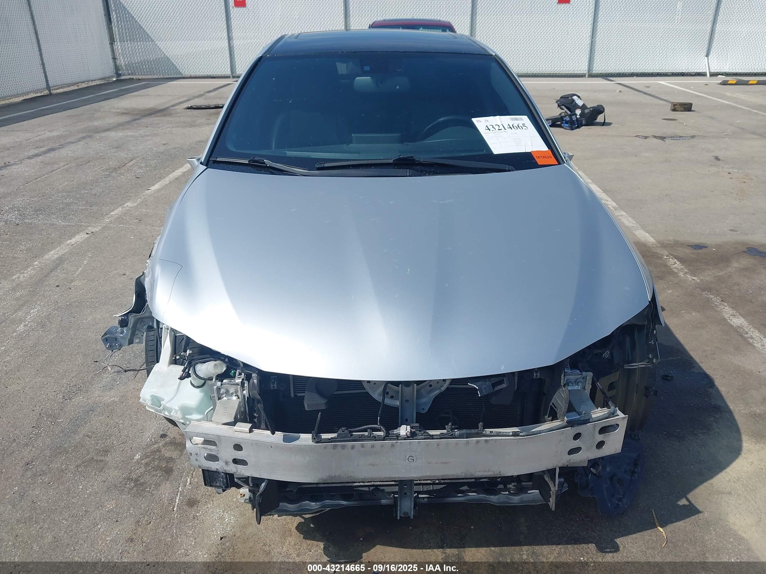 2015 Lexus Ct 200h   Silver vin: JTHKD5BH4F2223148