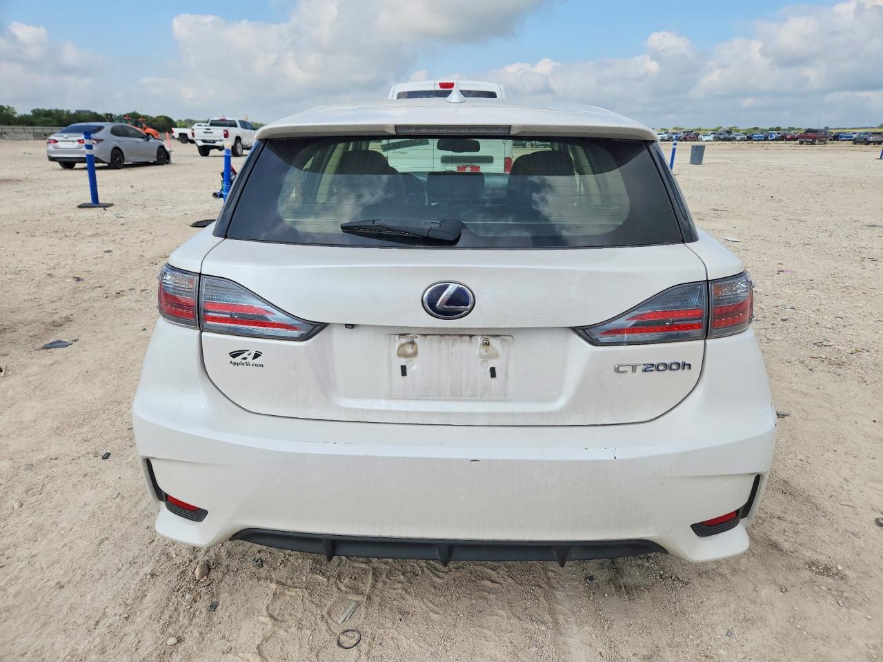 2015 Lexus Ct 200 White vin: JTHKD5BH4F2225627