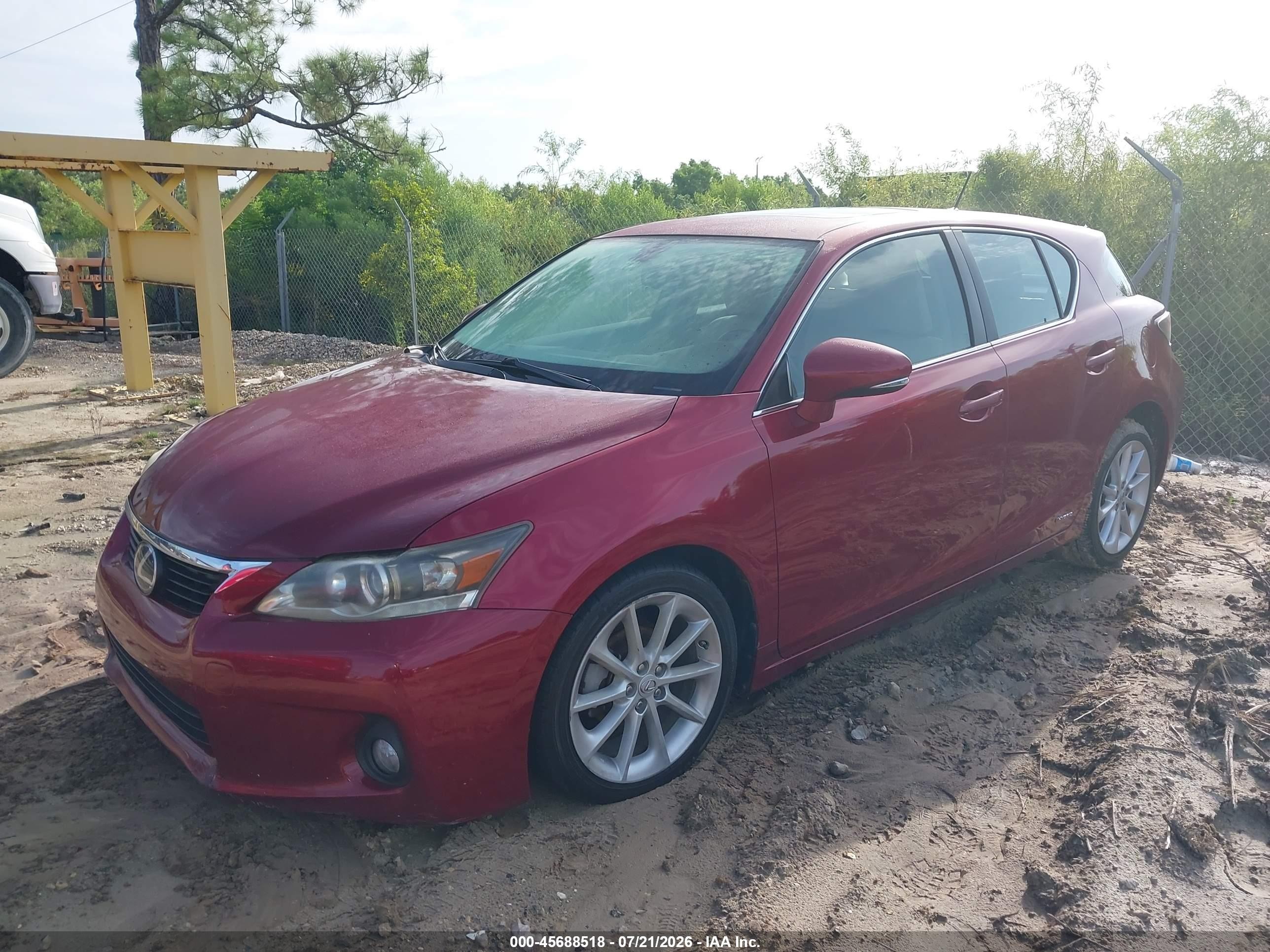 2011 Lexus Ct 200h Premium Burgundy vin: JTHKD5BH5B2002765