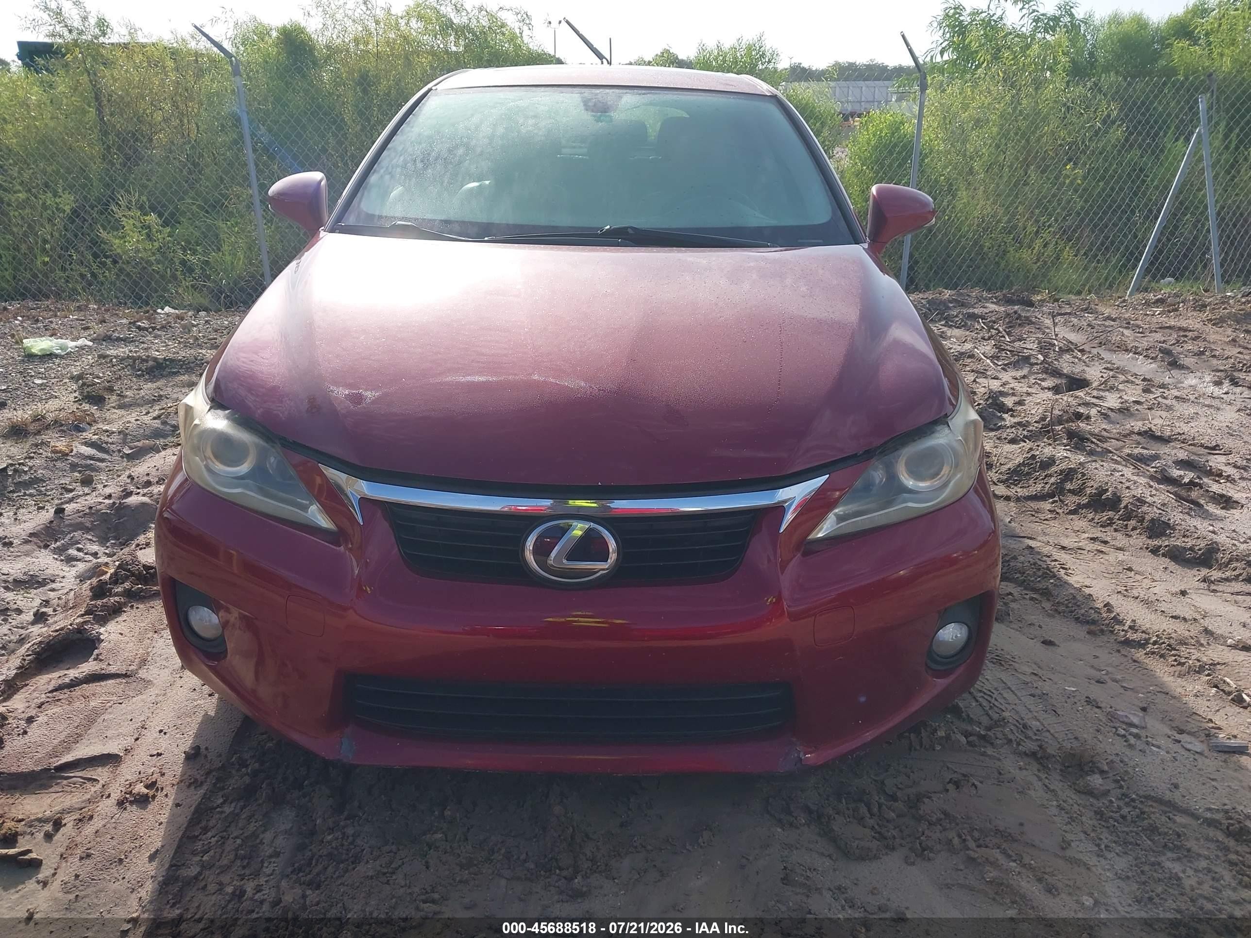 2011 Lexus Ct 200h Premium Burgundy vin: JTHKD5BH5B2002765