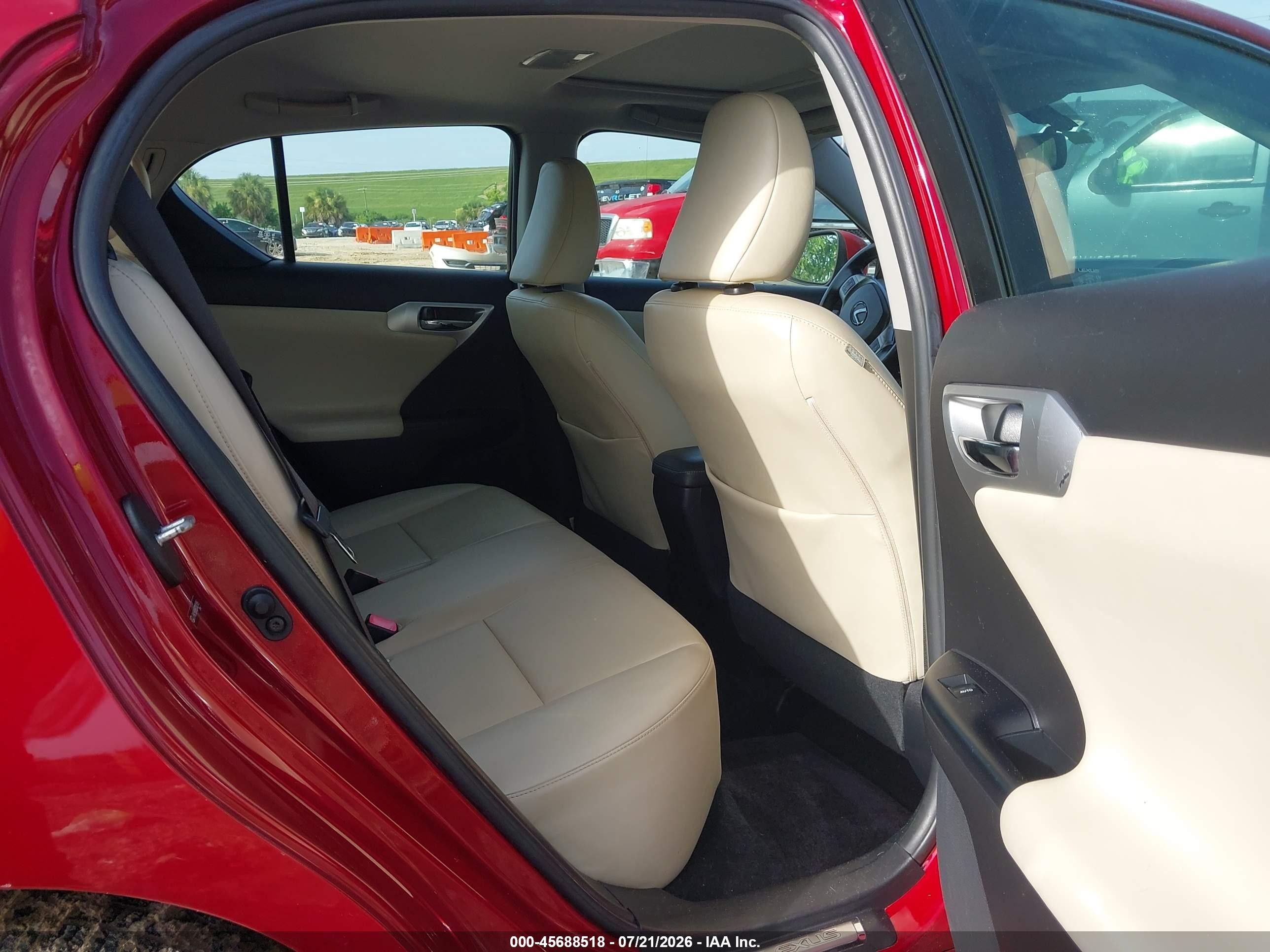 2011 Lexus Ct 200h Premium Burgundy vin: JTHKD5BH5B2002765