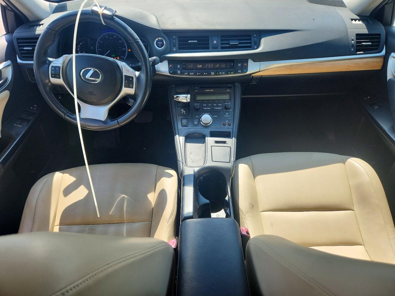2011 Lexus Ct 200 Серебряный vin: JTHKD5BH5B2007013