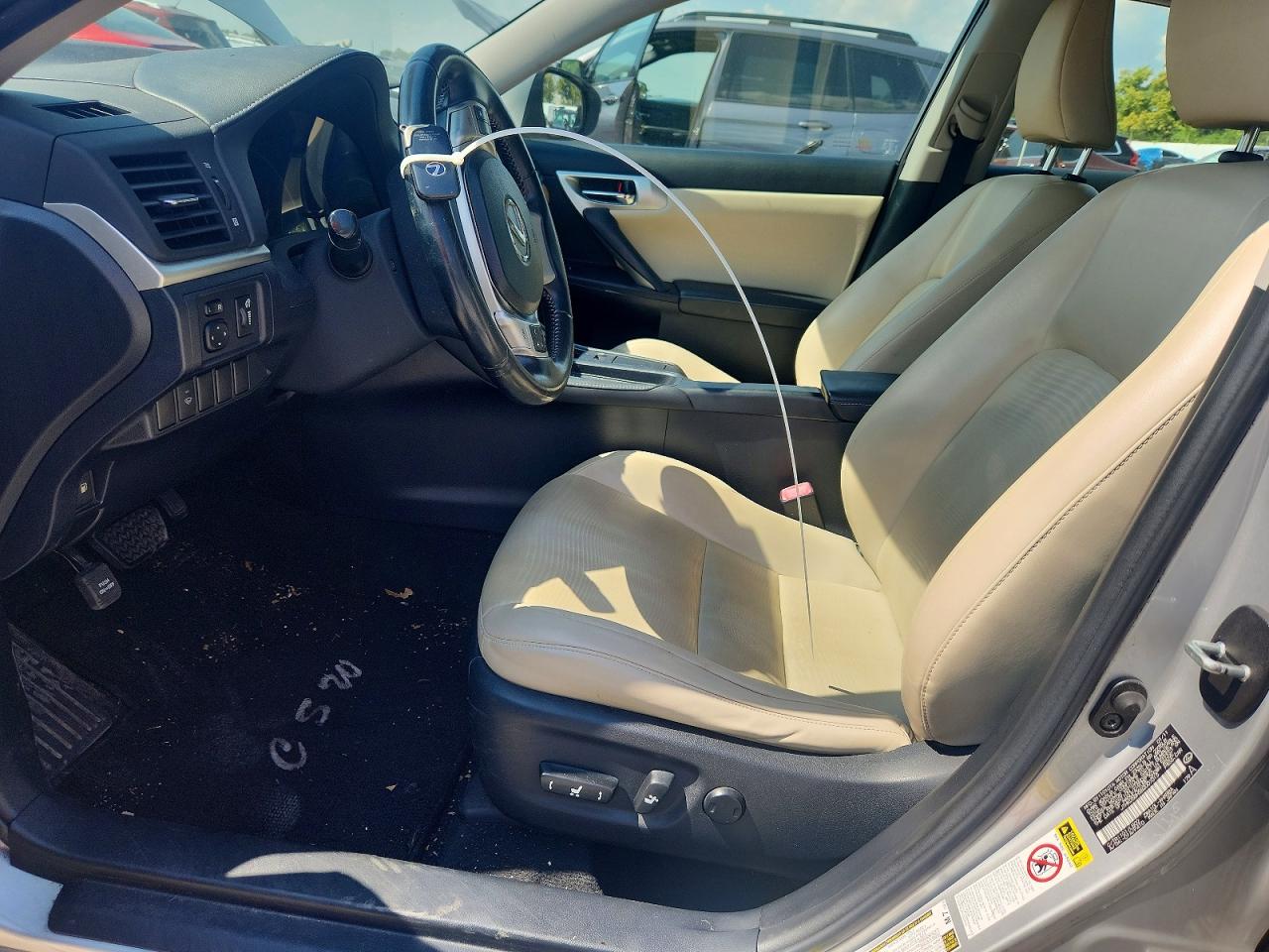 2011 Lexus Ct 200 Серебряный vin: JTHKD5BH5B2007013