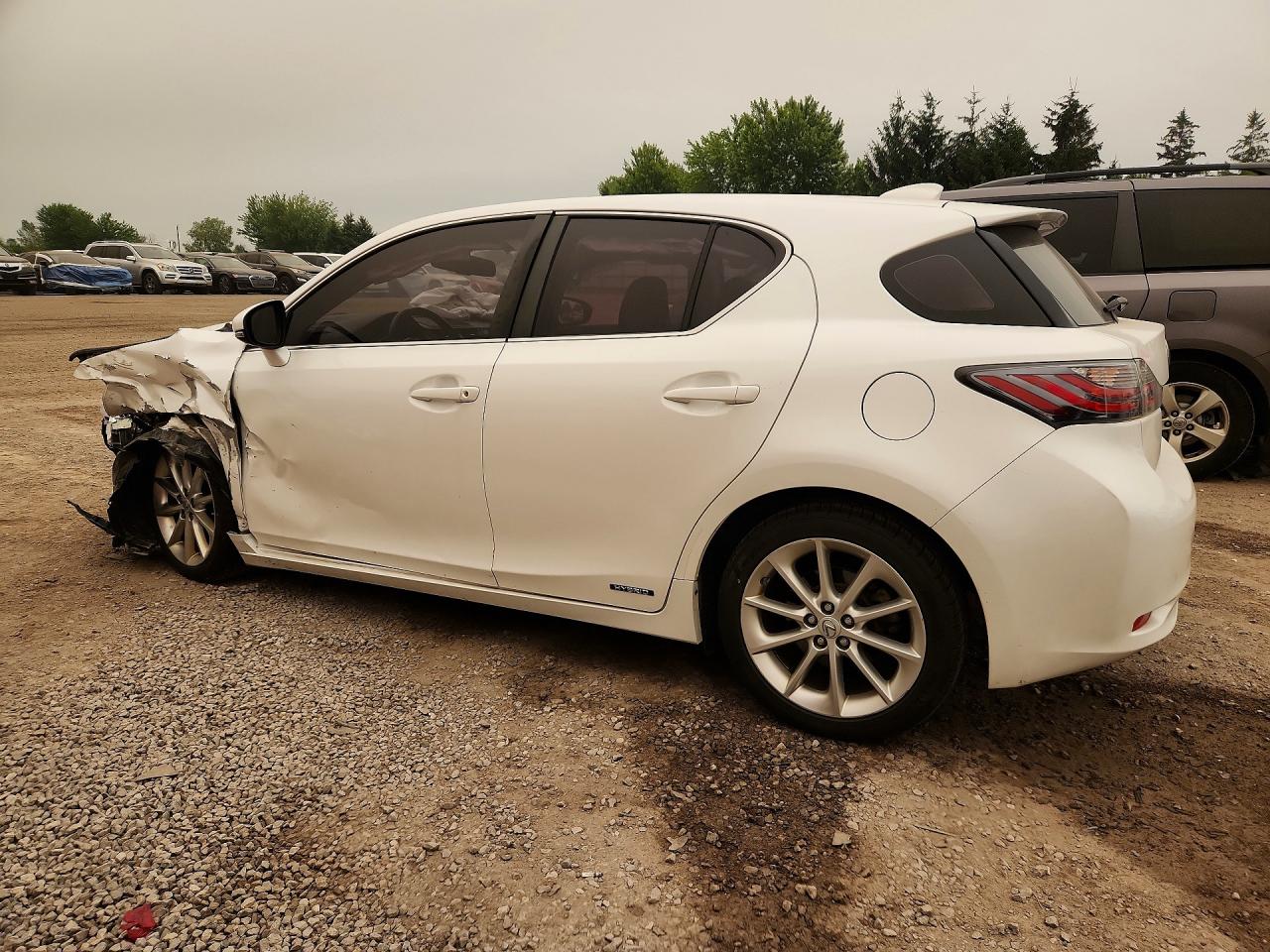 2011 Lexus Ct 200 White vin: JTHKD5BH5B2007237