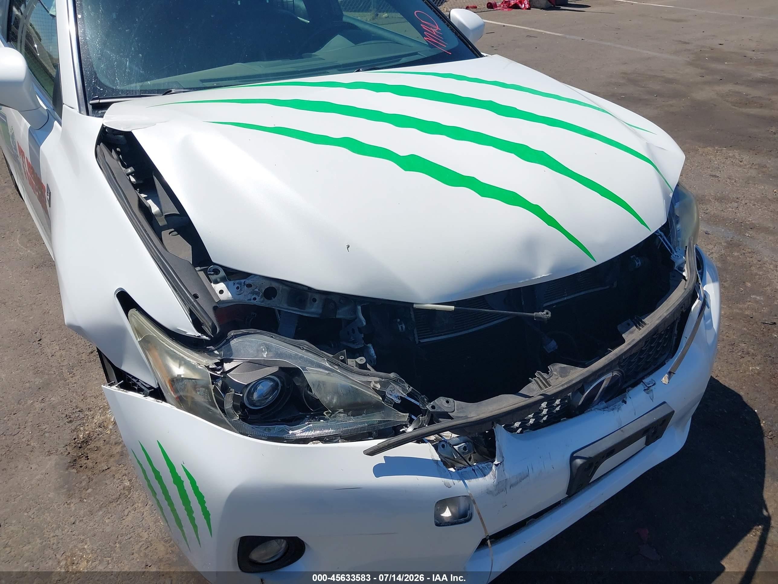 2012 Lexus Ct 200h Premium White vin: JTHKD5BH5C2092842