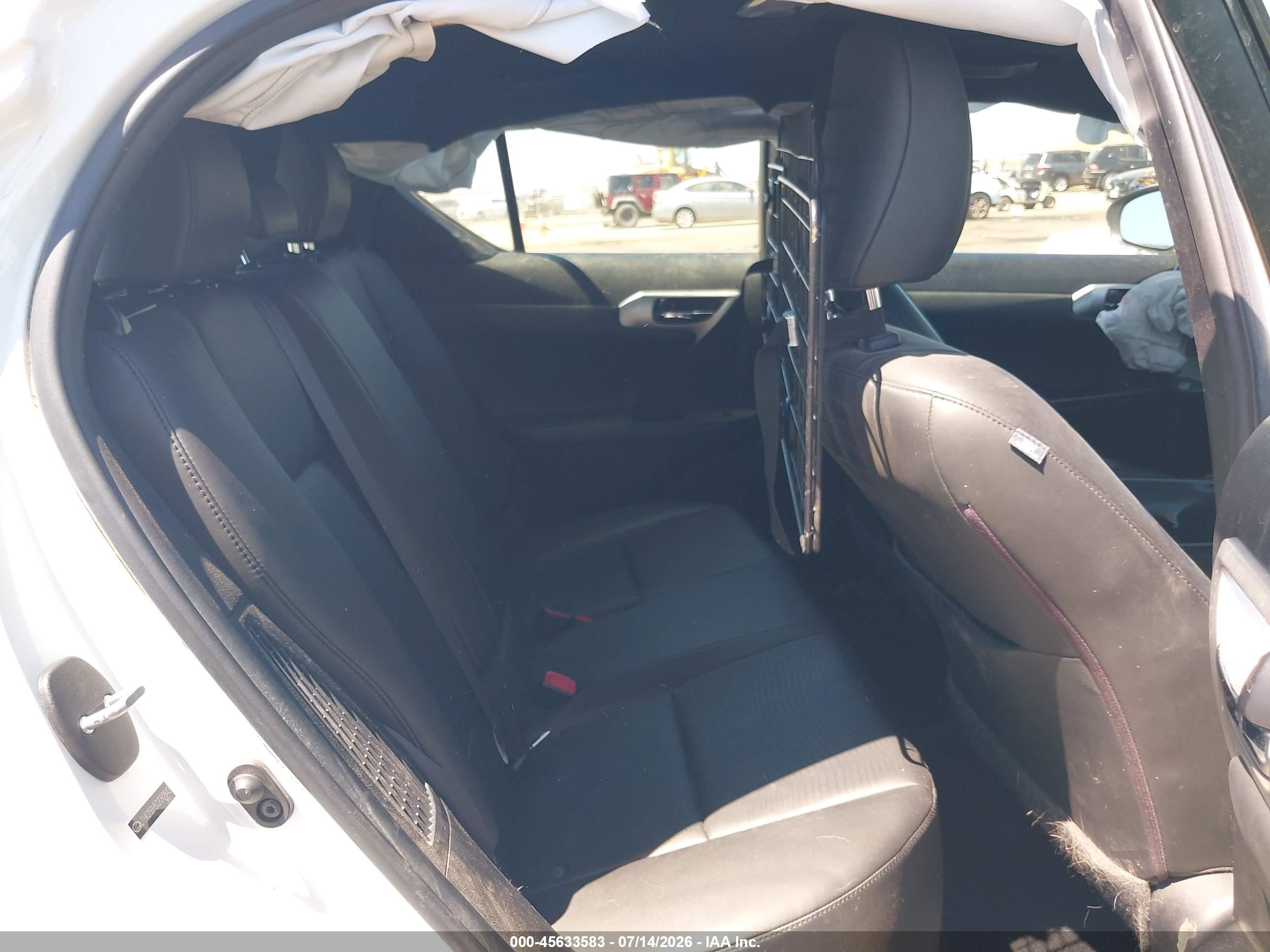 2012 Lexus Ct 200h Premium White vin: JTHKD5BH5C2092842