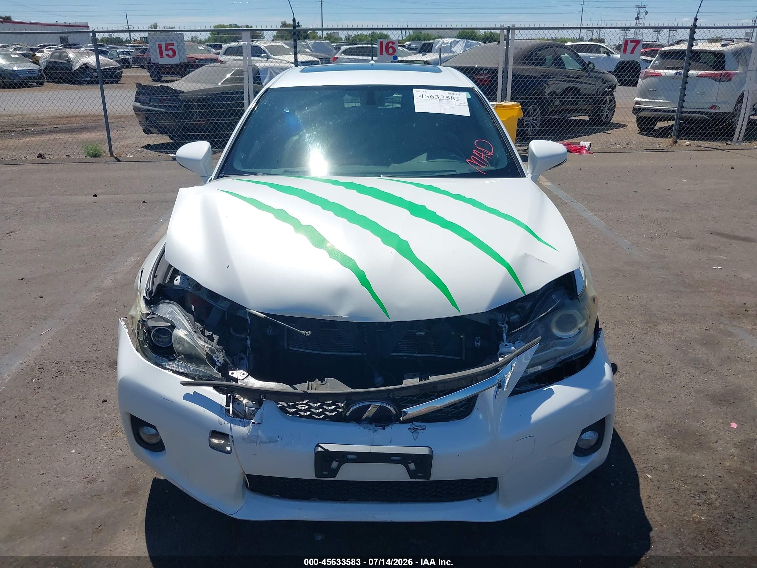 2012 Lexus Ct 200h Premium White vin: JTHKD5BH5C2092842