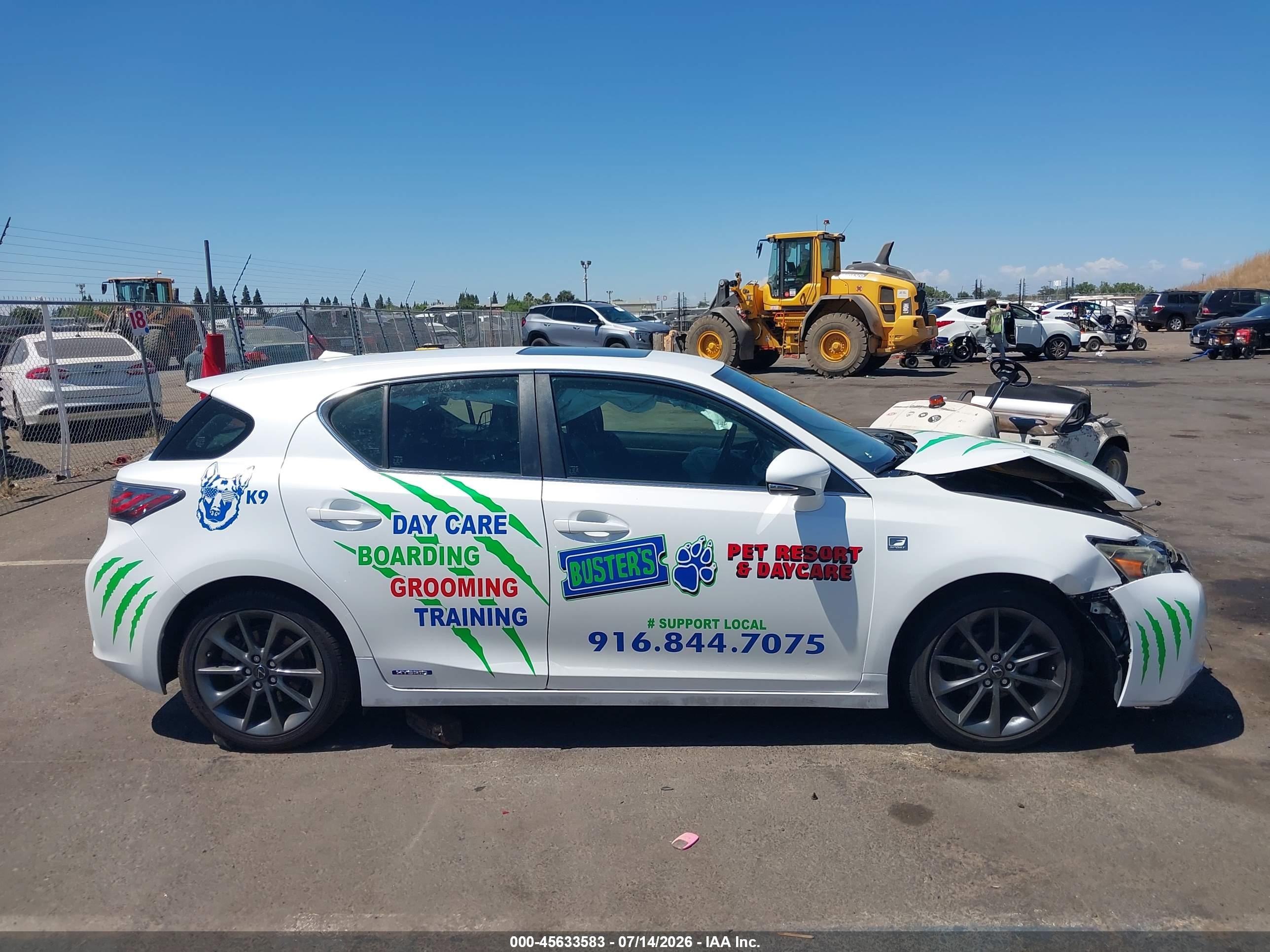 2012 Lexus Ct 200h Premium White vin: JTHKD5BH5C2092842