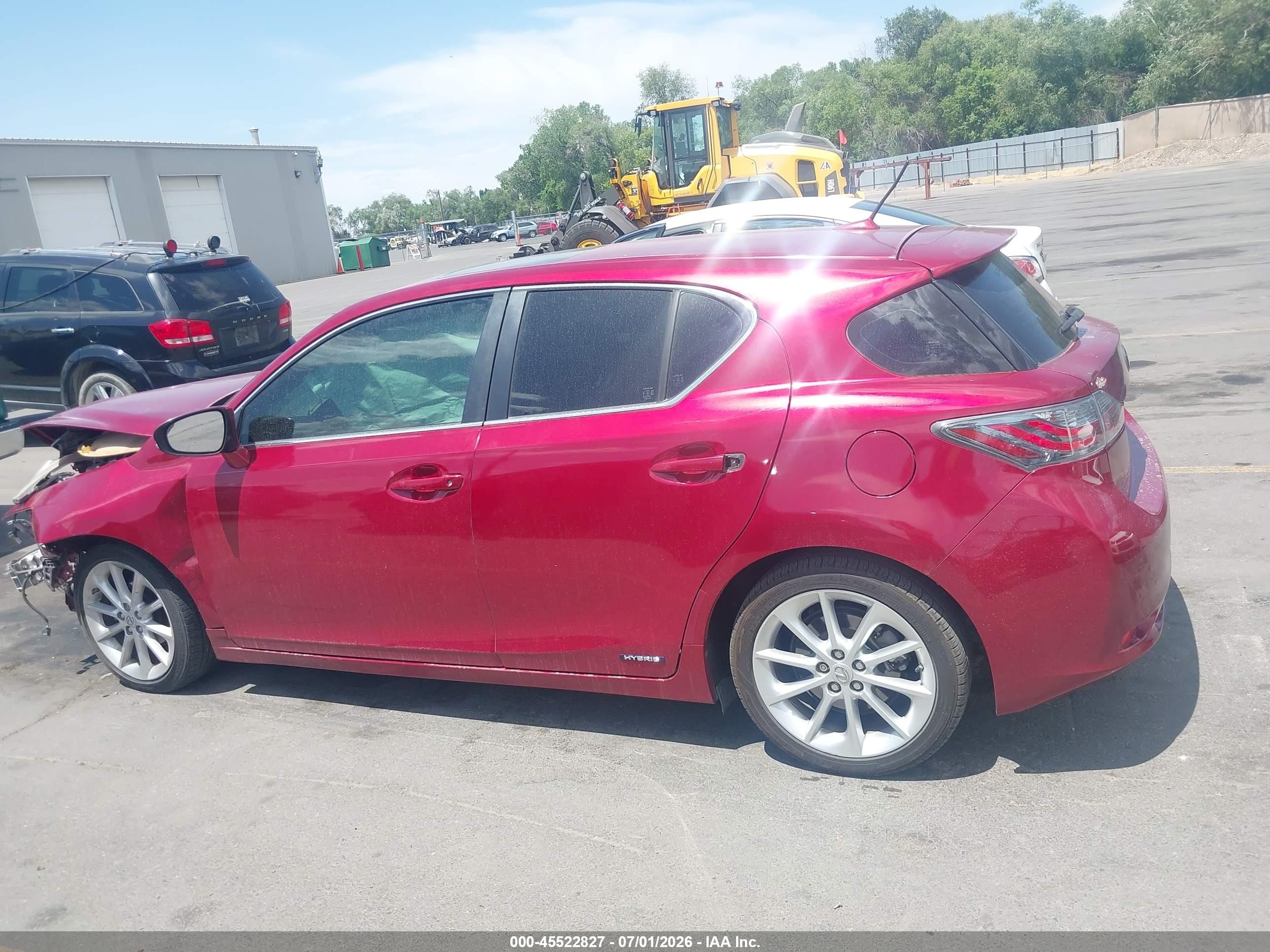 2012 Lexus Ct 200h Premium Red vin: JTHKD5BH5C2109476