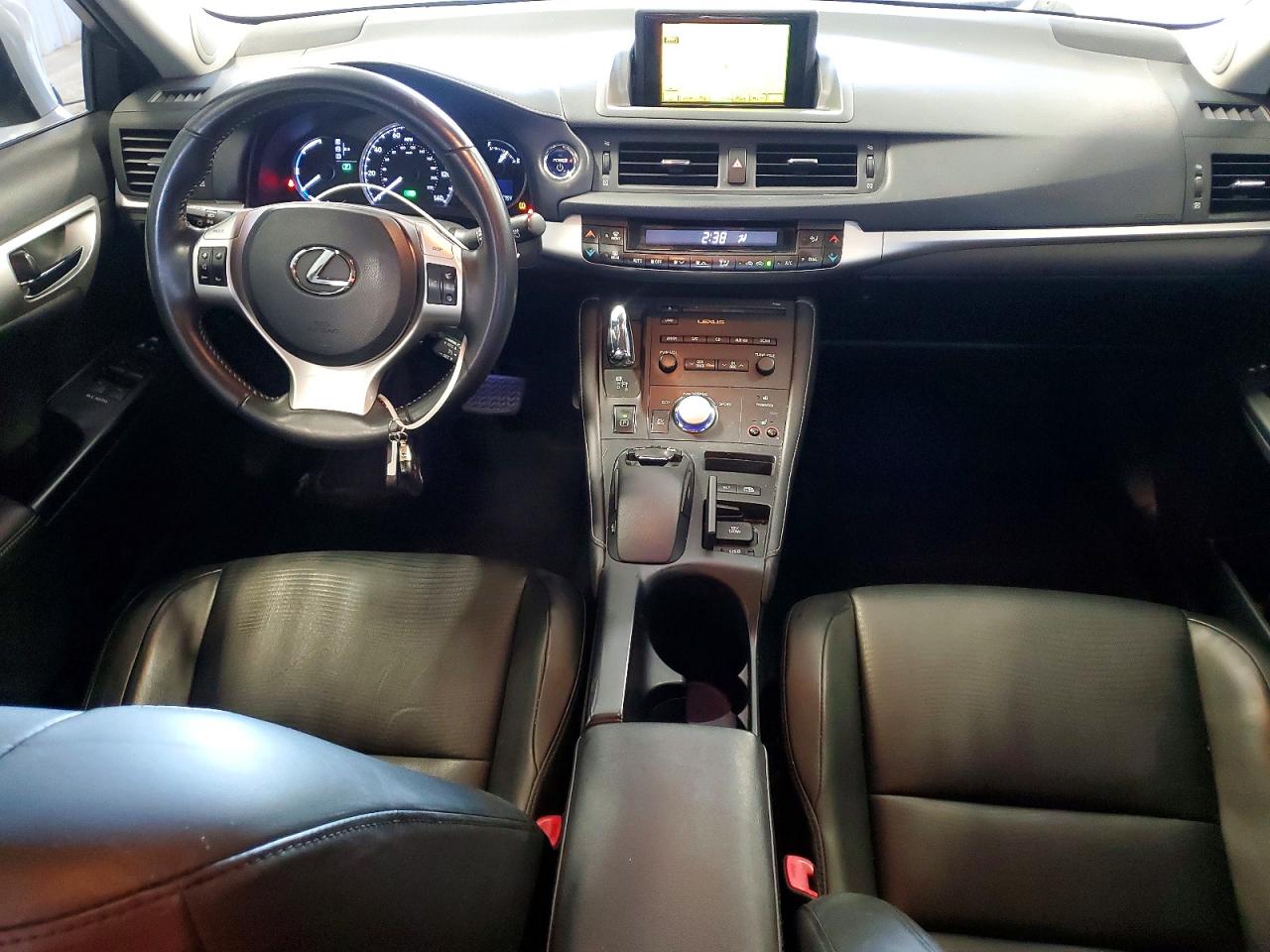 2012 Lexus Ct 200 White vin: JTHKD5BH5C2120106
