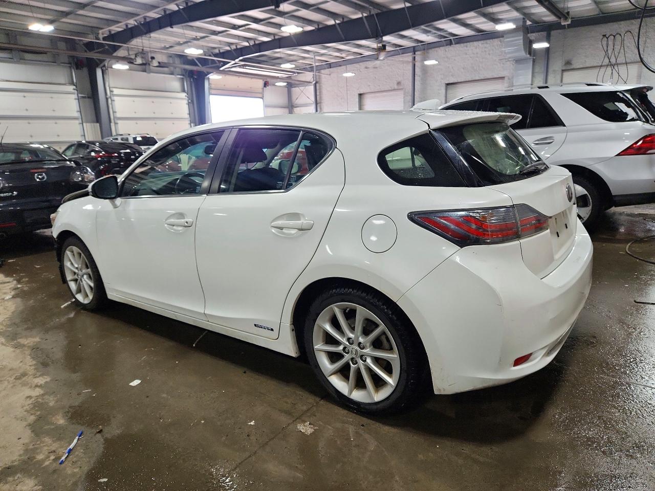 2013 Lexus Ct 200h Base White vin: JTHKD5BH5D2129499