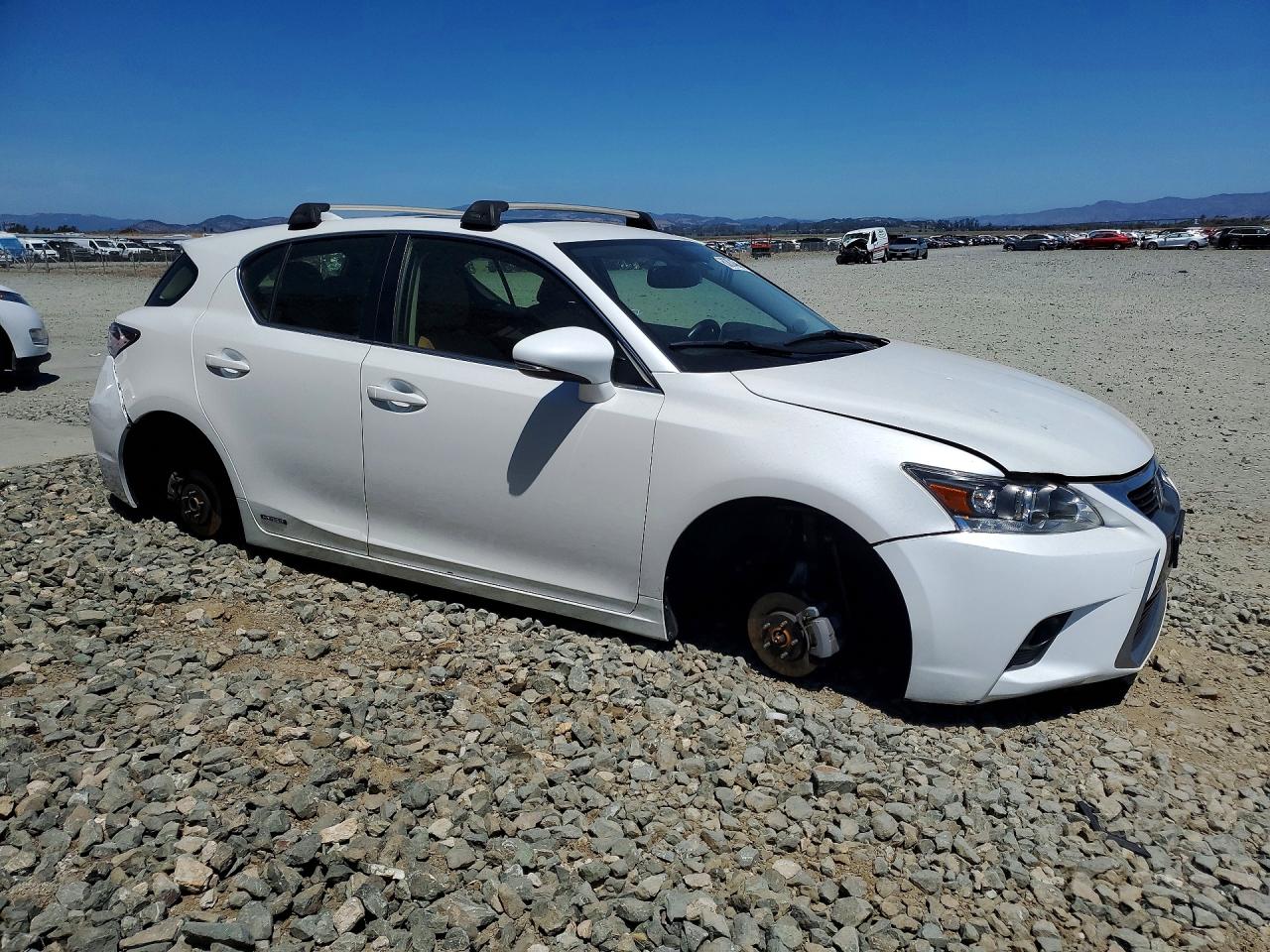 2014 Lexus Ct 200 White vin: JTHKD5BH5E2178946
