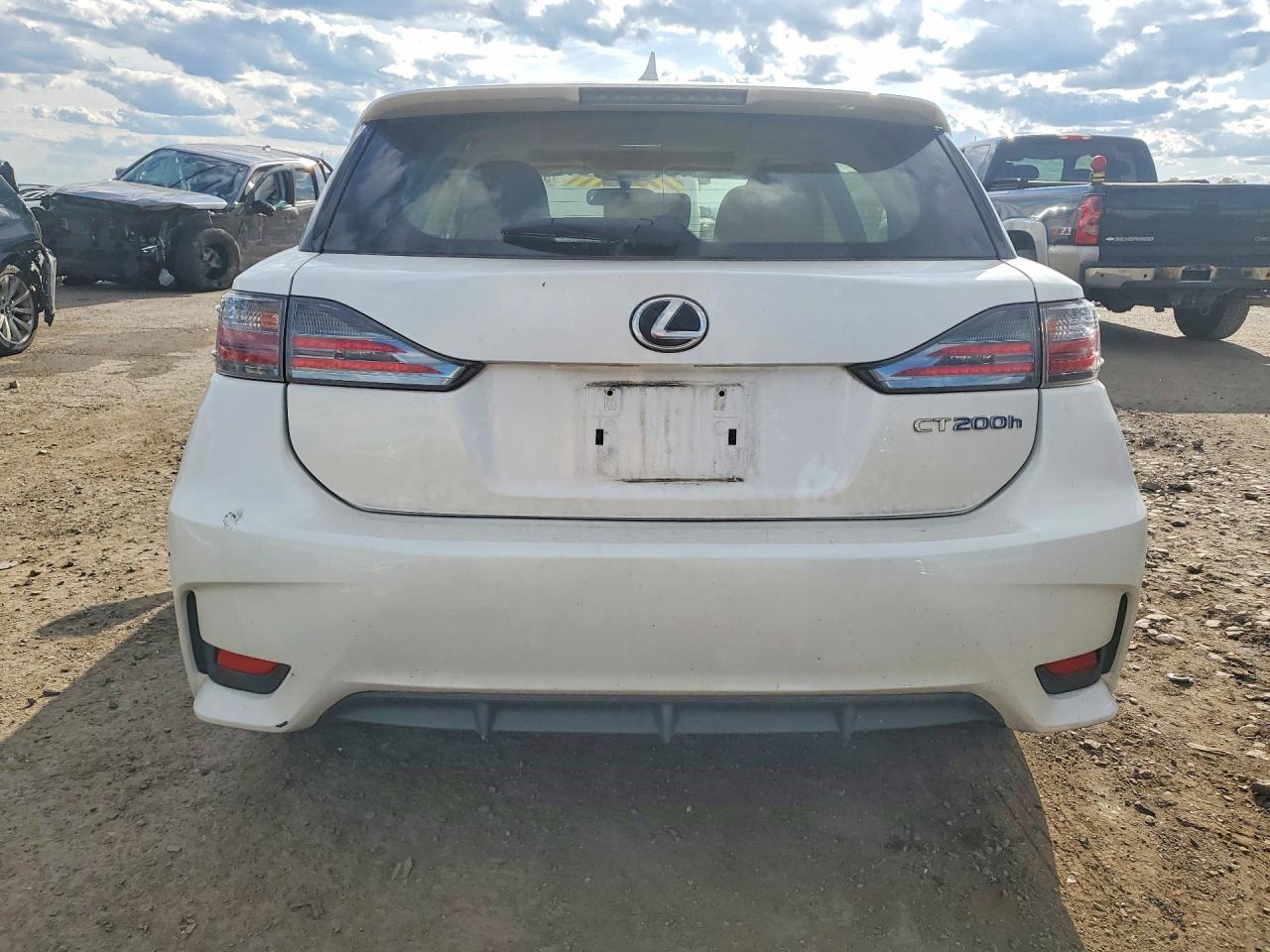 2015 Lexus Ct 200 White vin: JTHKD5BH5F2217262
