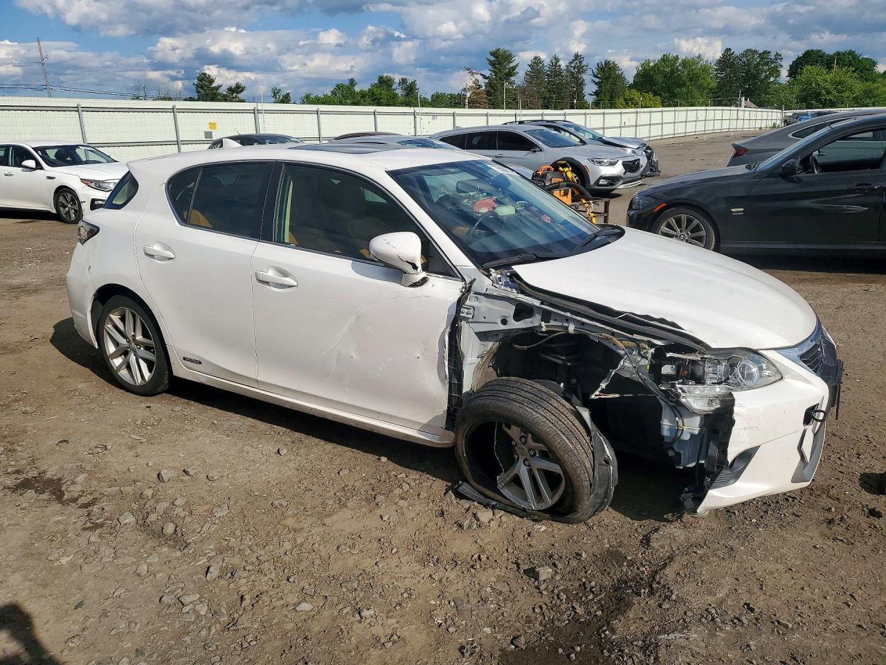 2015 Lexus Ct 200 White vin: JTHKD5BH5F2217262