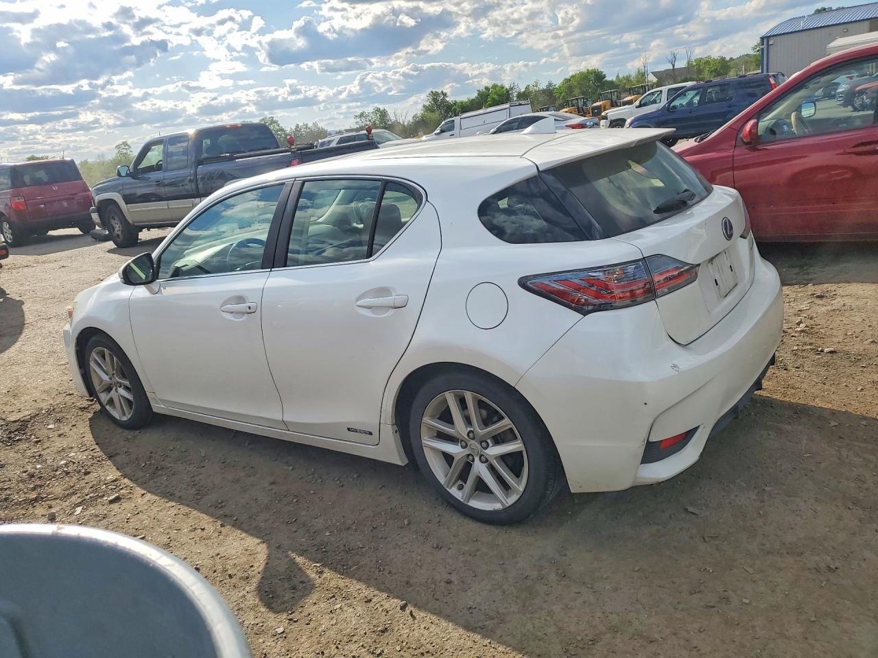 2015 Lexus Ct 200 White vin: JTHKD5BH5F2217262
