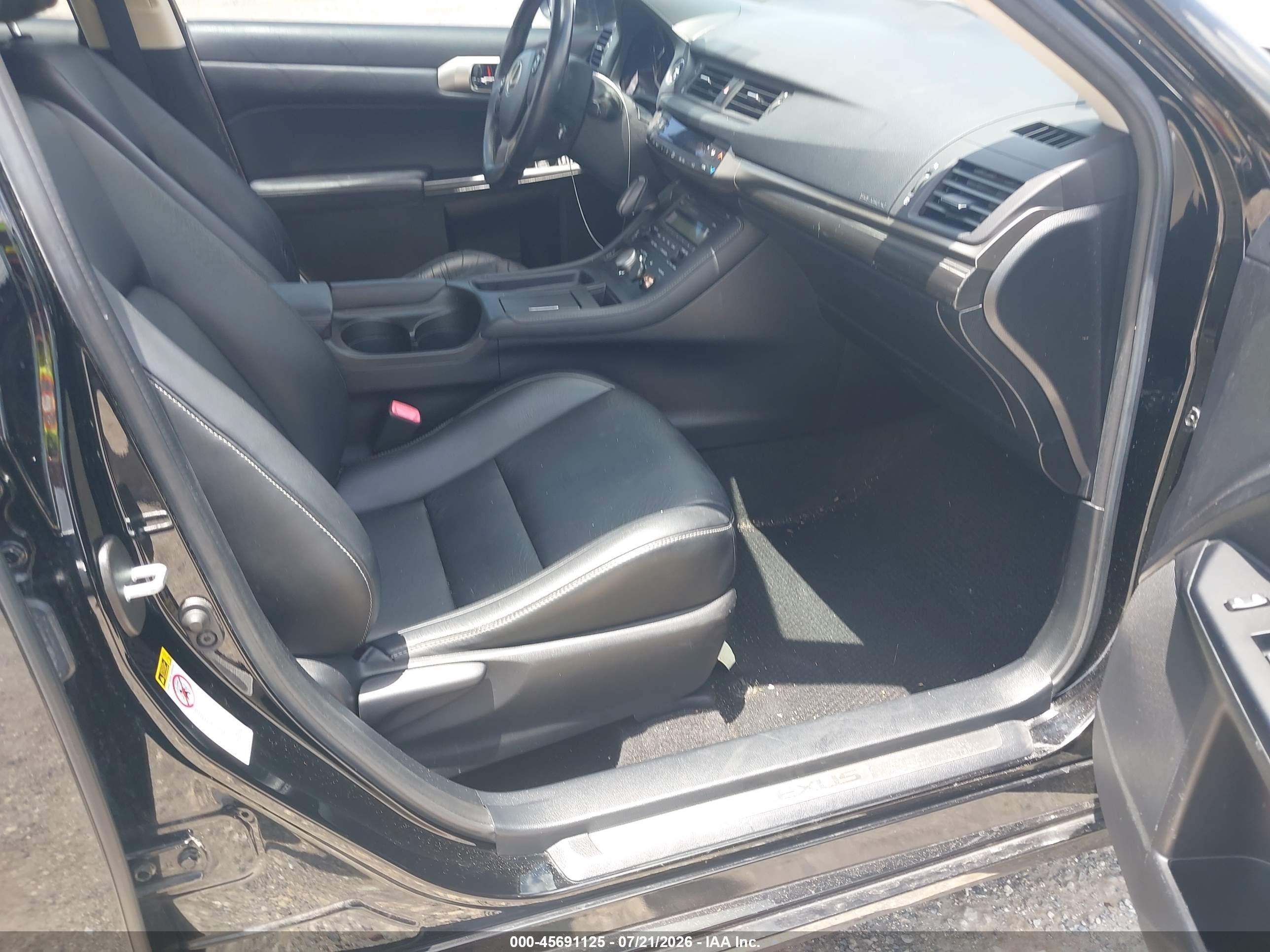 2015 Lexus Ct 200h   Black vin: JTHKD5BH5F2222431