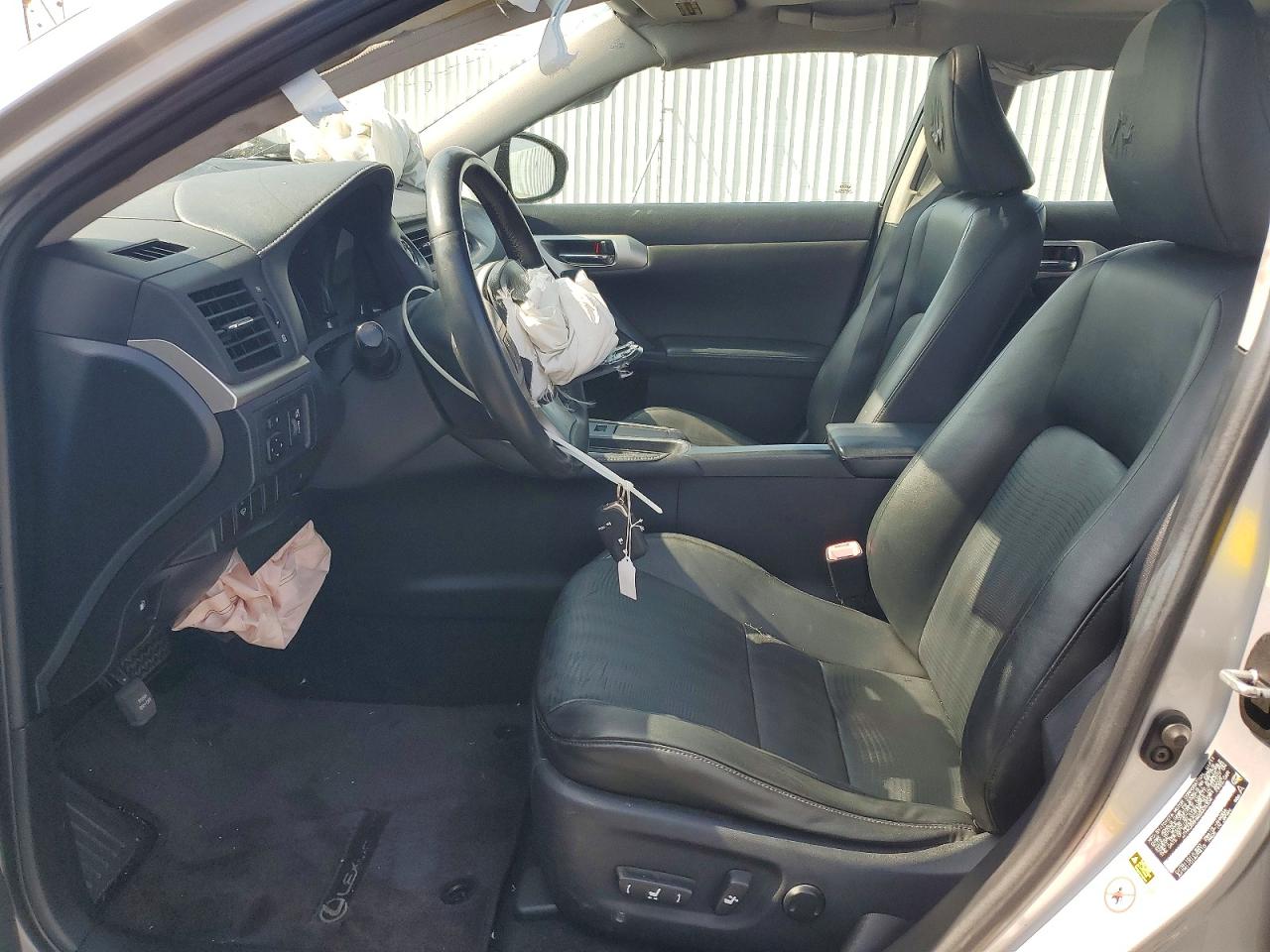 2011 Lexus Ct 200 Silver vin: JTHKD5BH6B2005304