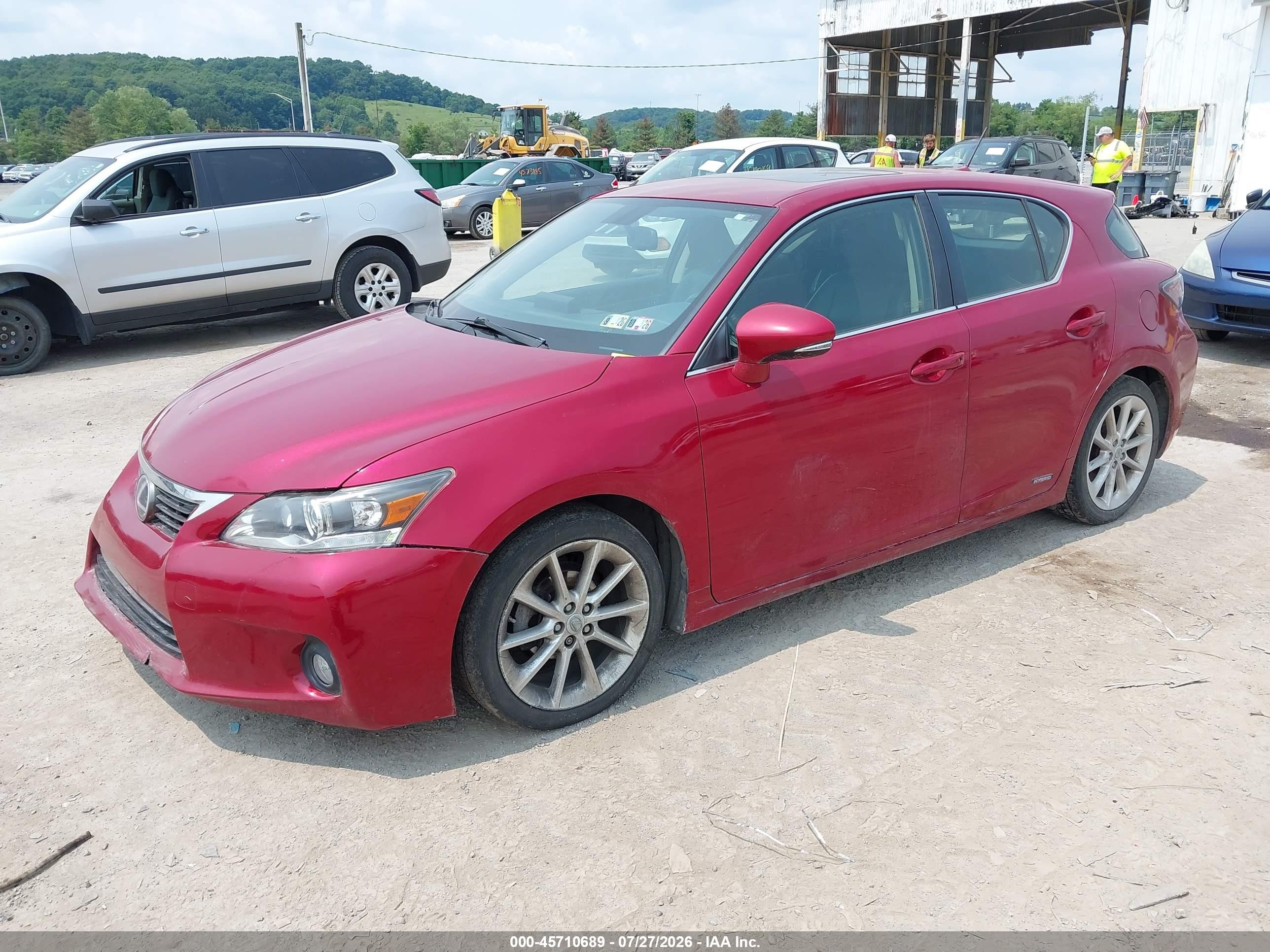 2011 Lexus Ct 200h Premium Red vin: JTHKD5BH6B2022927