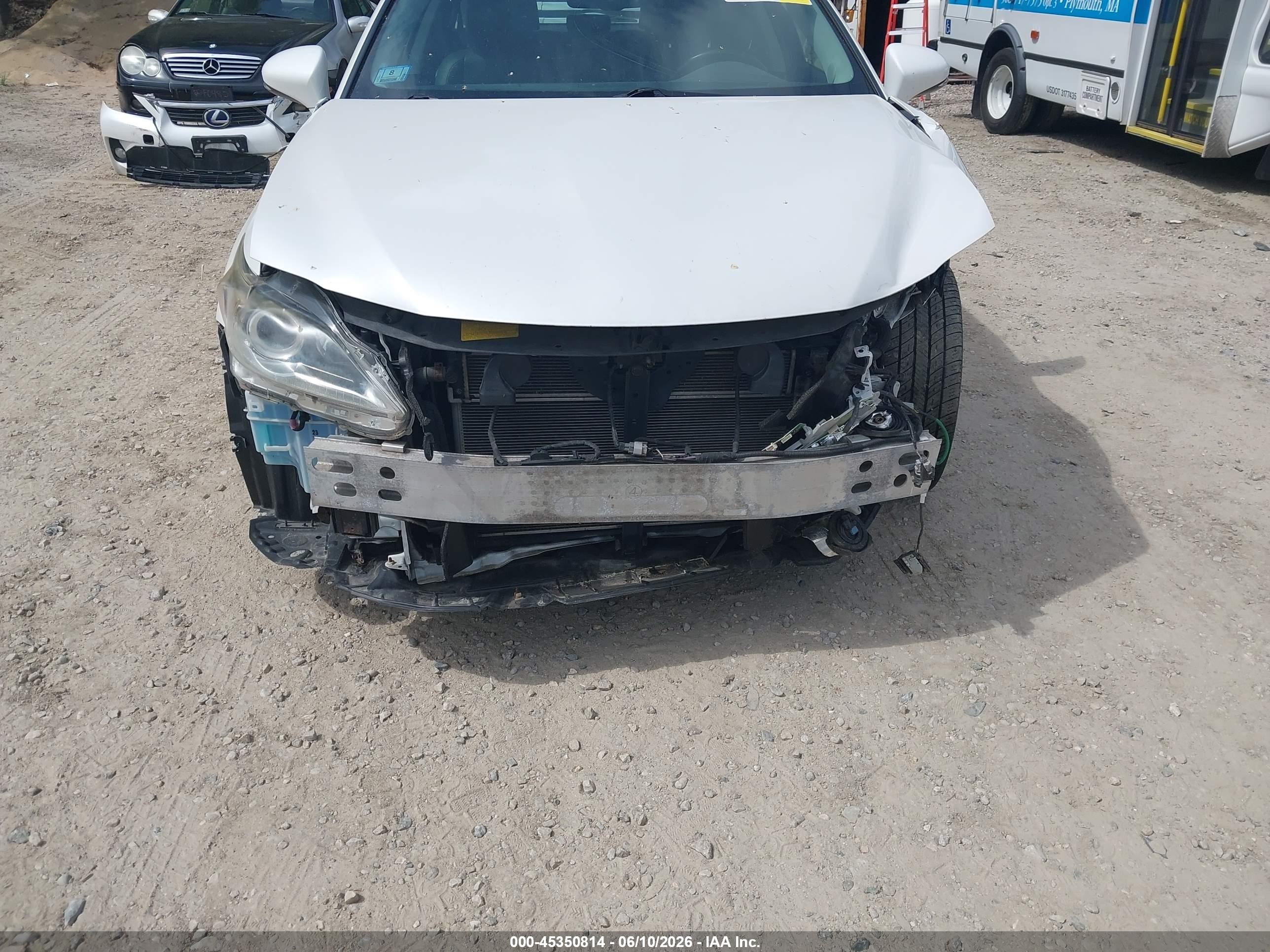 2011 Lexus Ct 200h Premium Белый vin: JTHKD5BH6B2044278