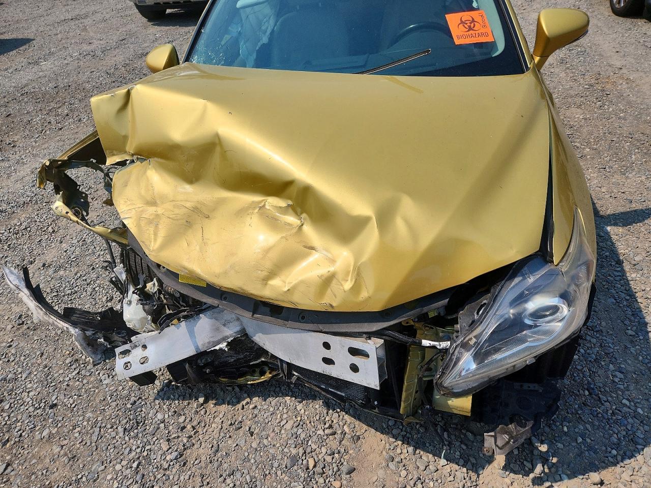 2012 Lexus Ct 200 Yellow vin: JTHKD5BH6C2047960
