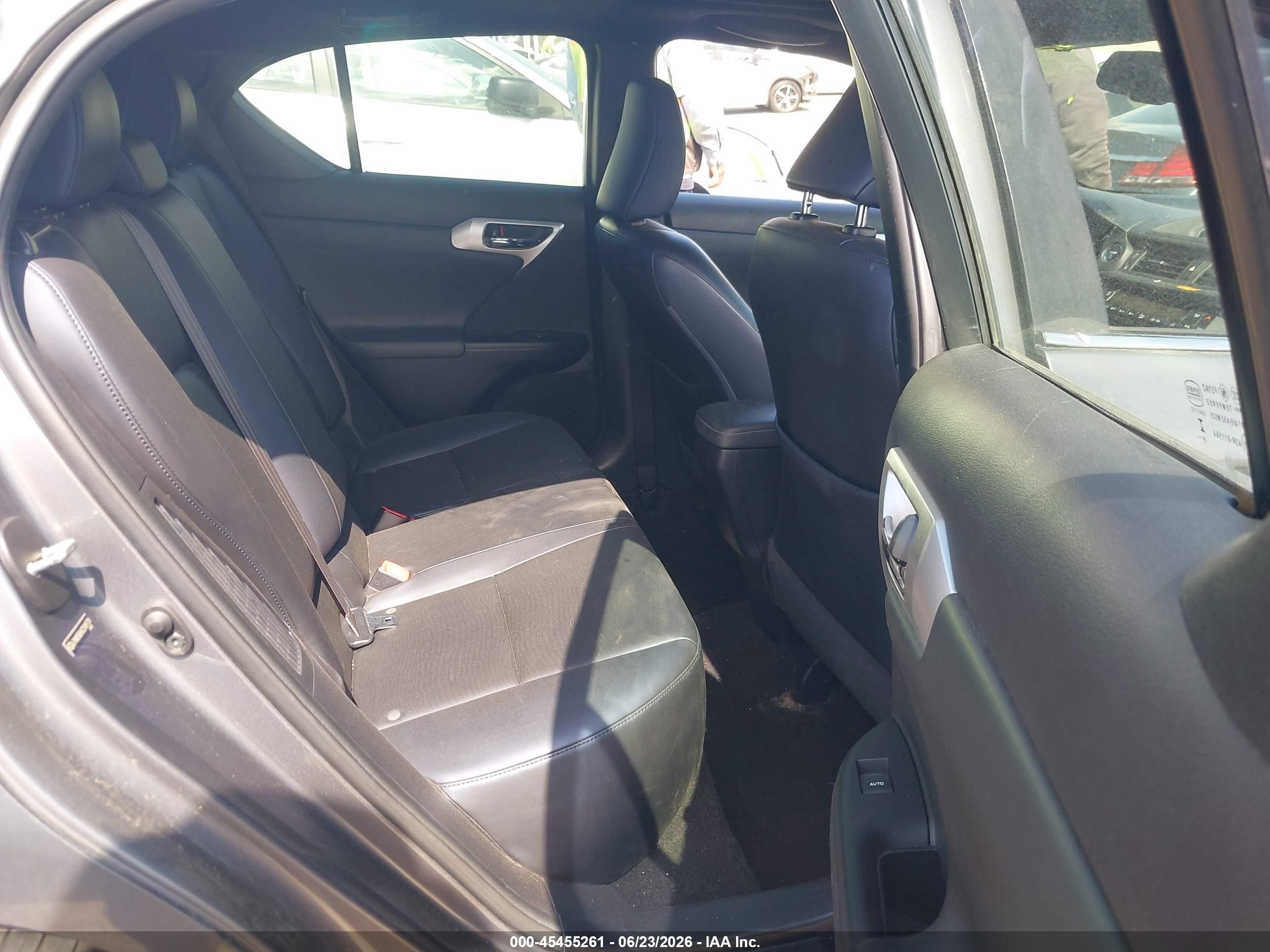 2012 Lexus Ct 200h Premium Gray vin: JTHKD5BH6C2049739