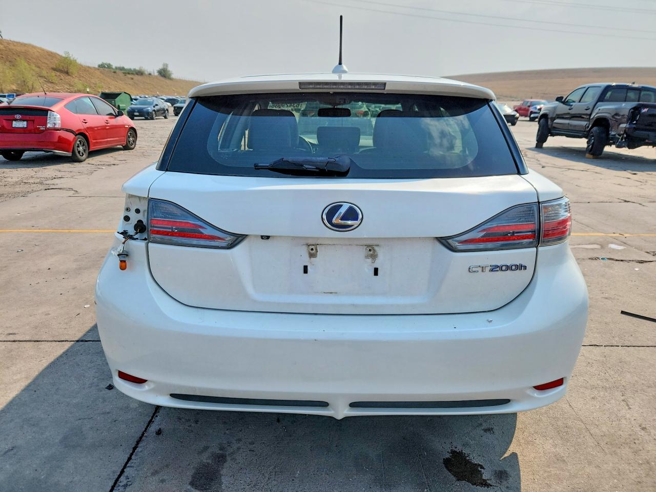 2012 Lexus Ct 200 White vin: JTHKD5BH6C2087245