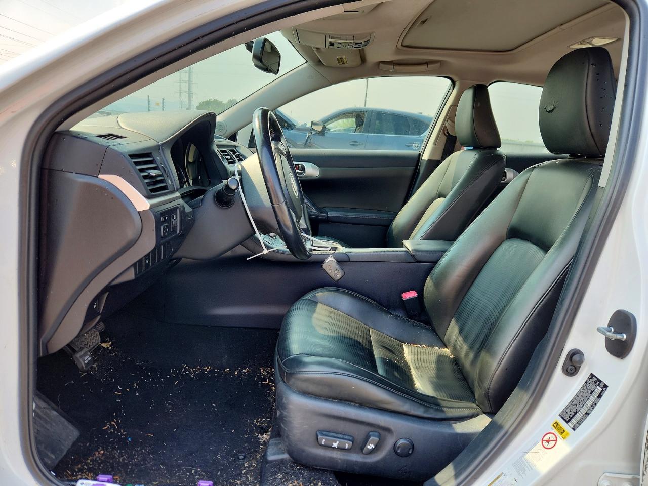 2012 Lexus Ct 200 White vin: JTHKD5BH6C2087245